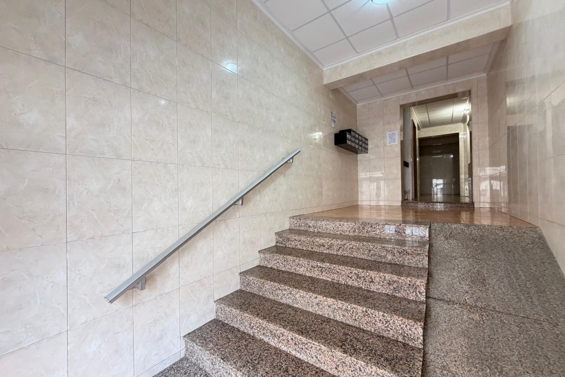 Återförsäljning - Apartment -
Torrevieja - Estacion De Autobuses