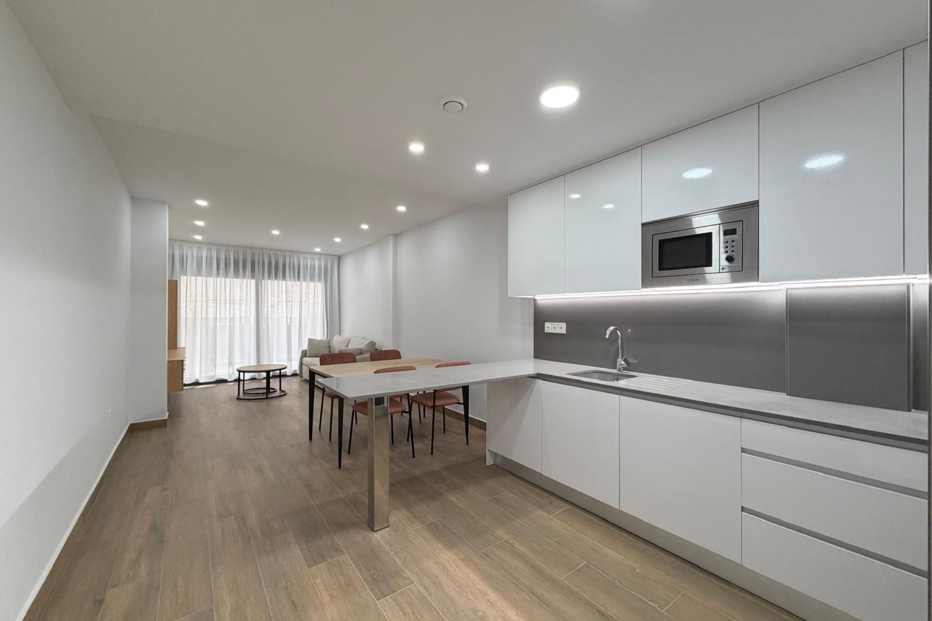Återförsäljning - Apartment -
Torrevieja - Estacion De Autobuses