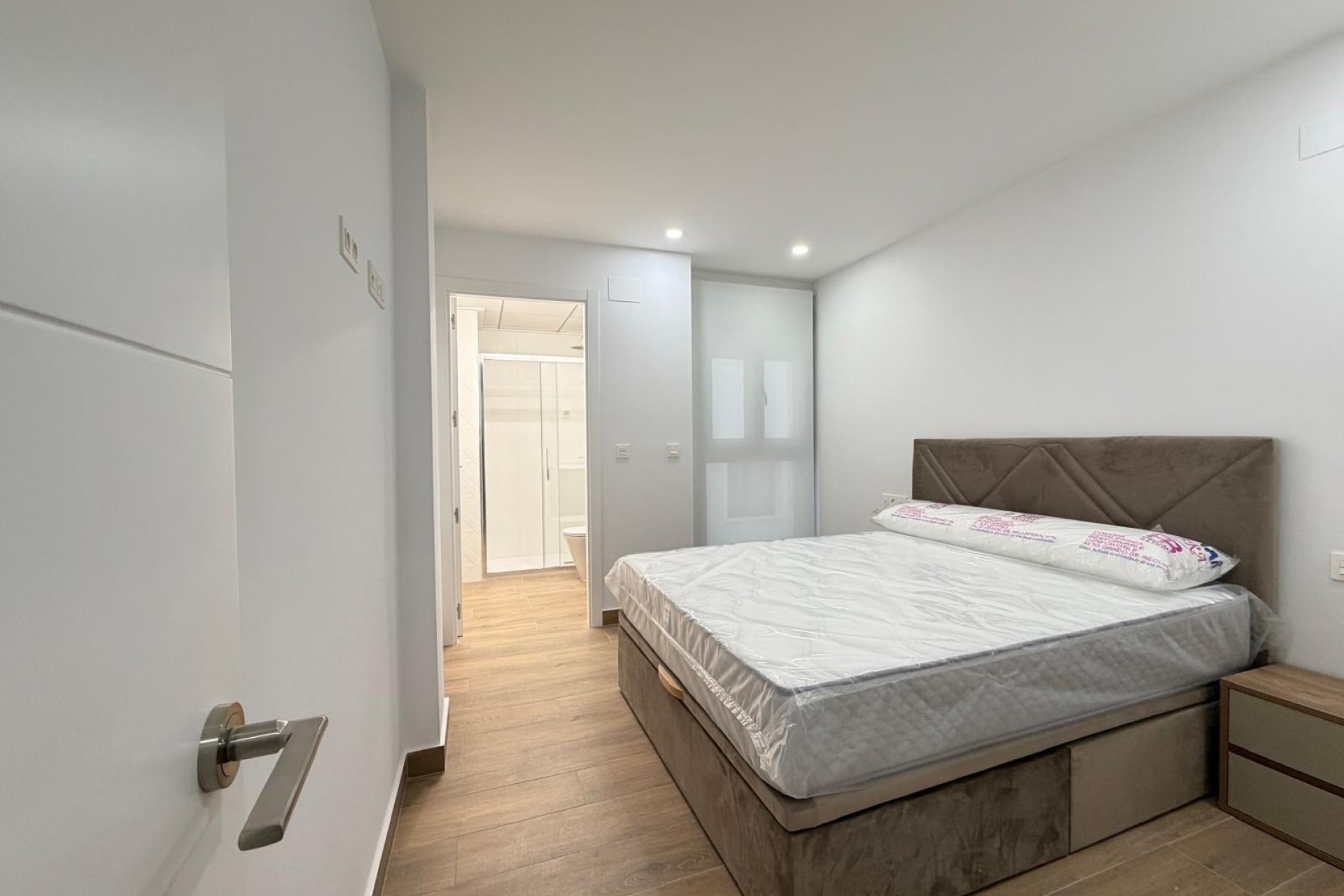 Återförsäljning - Apartment -
Torrevieja - Estacion De Autobuses