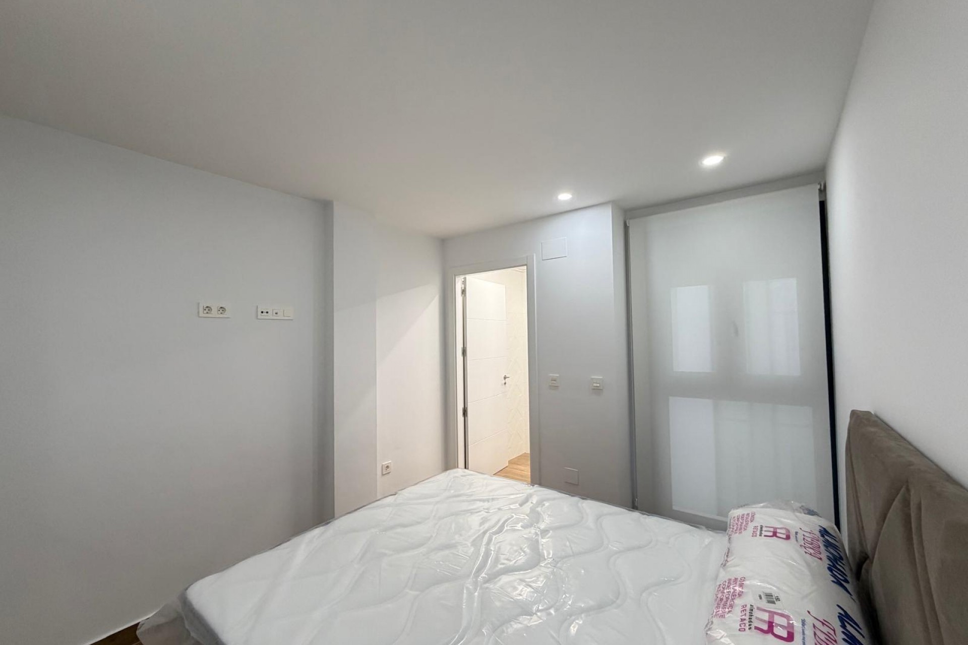 Återförsäljning - Apartment -
Torrevieja - Estacion De Autobuses