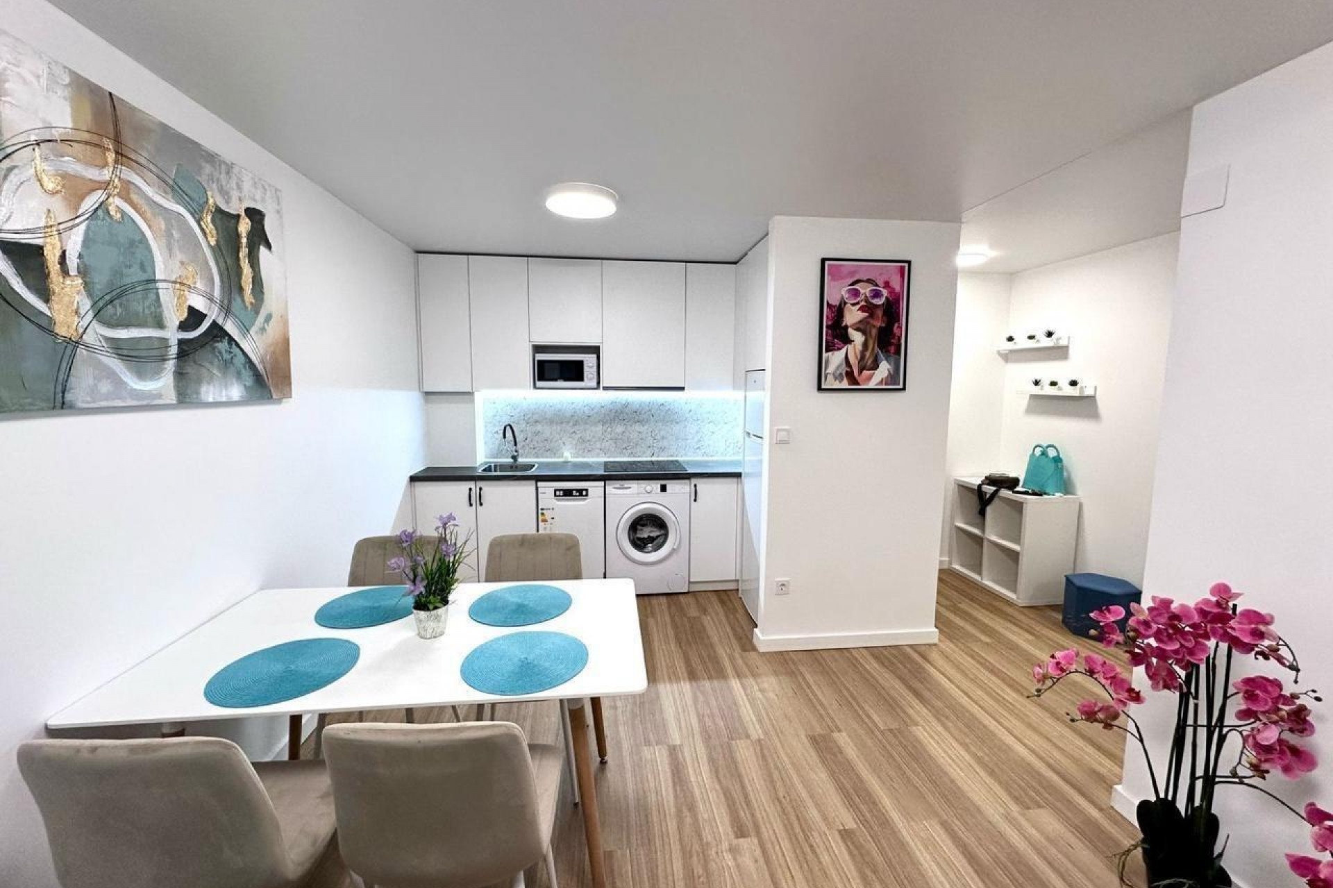 Återförsäljning - Apartment -
Torrevieja - Estacion De Autobuses