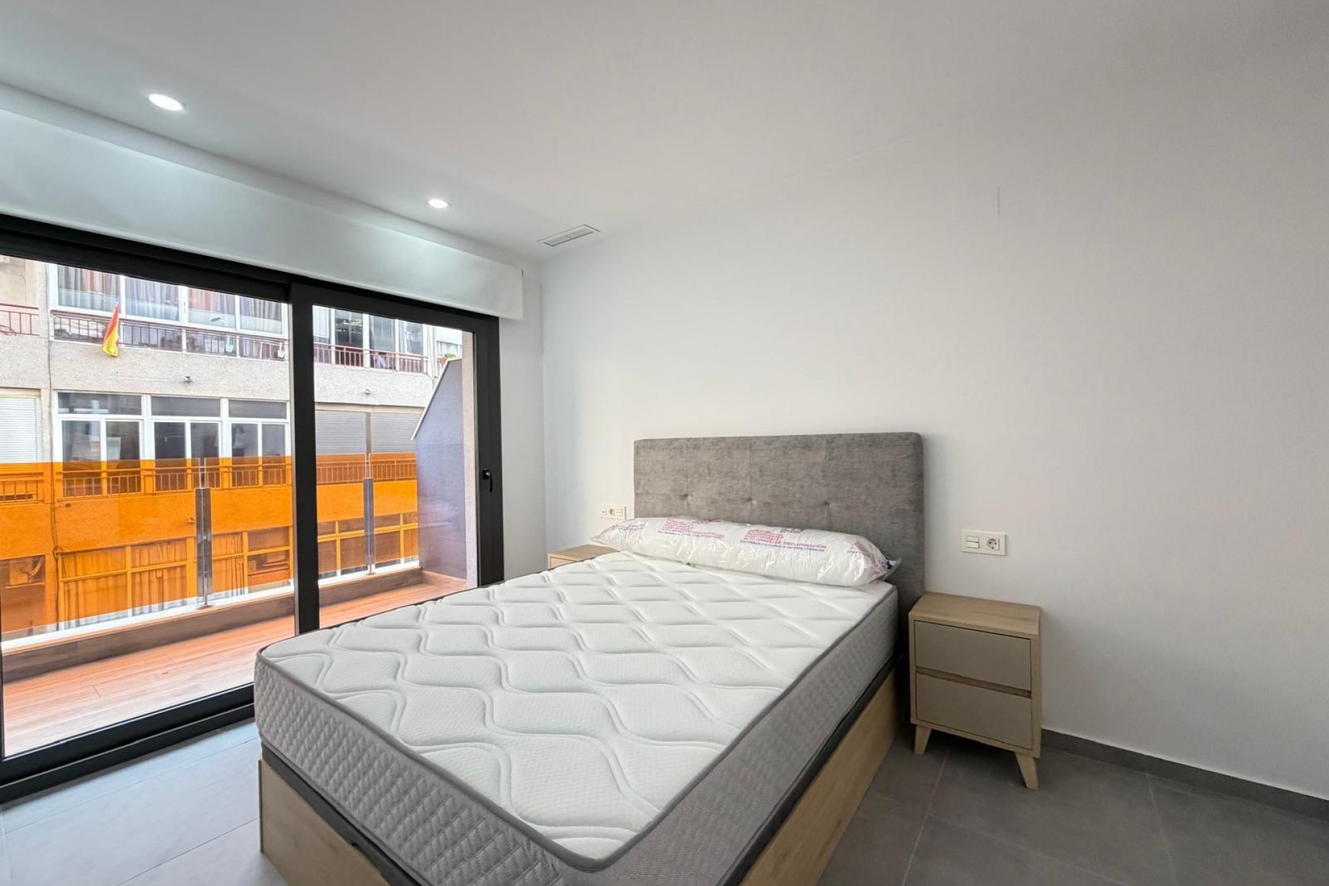 Återförsäljning - Apartment -
Torrevieja - Estacion De Autobuses