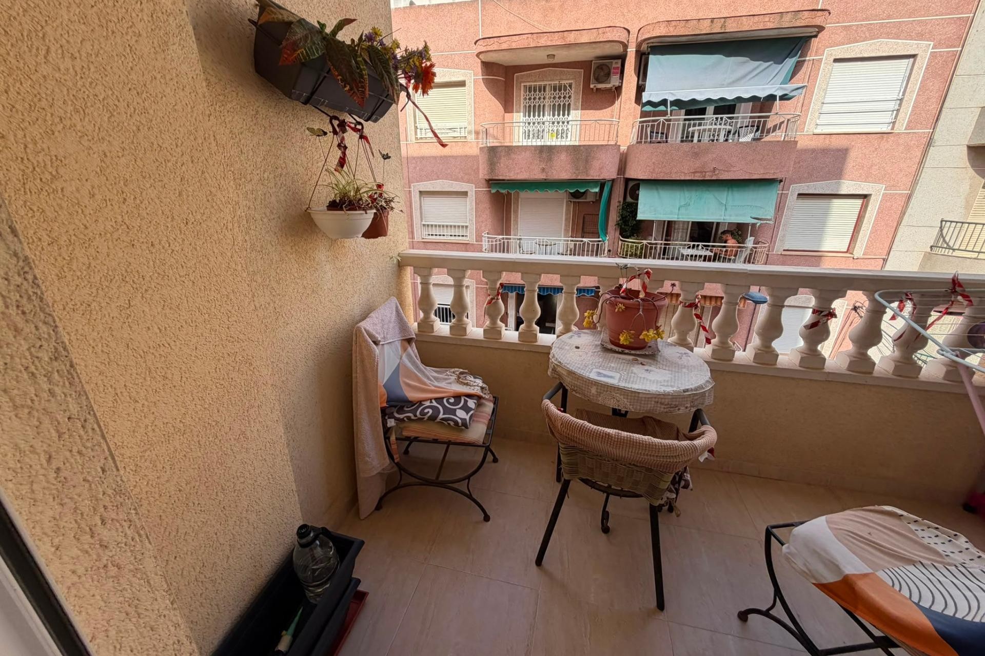 Återförsäljning - Apartment -
Torrevieja - Estacion De Autobuses