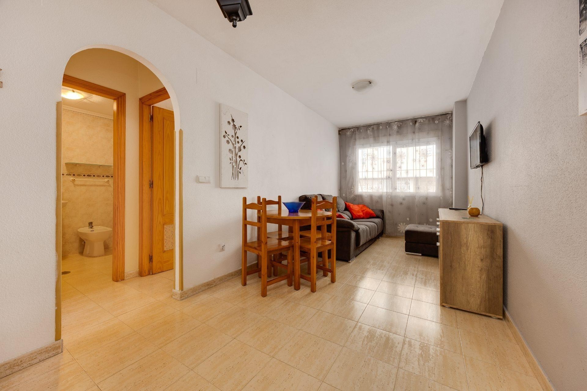 Återförsäljning - Apartment -
Torrevieja - Estacion De Autobuses