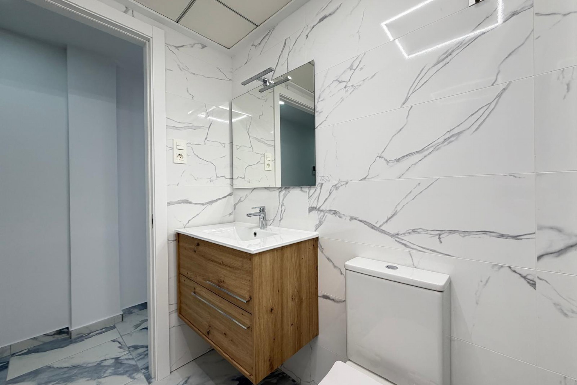 Återförsäljning - Apartment -
Torrevieja - Estacion De Autobuses