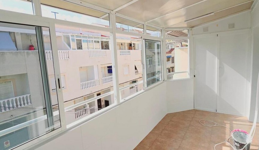 Återförsäljning - Apartment -
Torrevieja - Habaneras