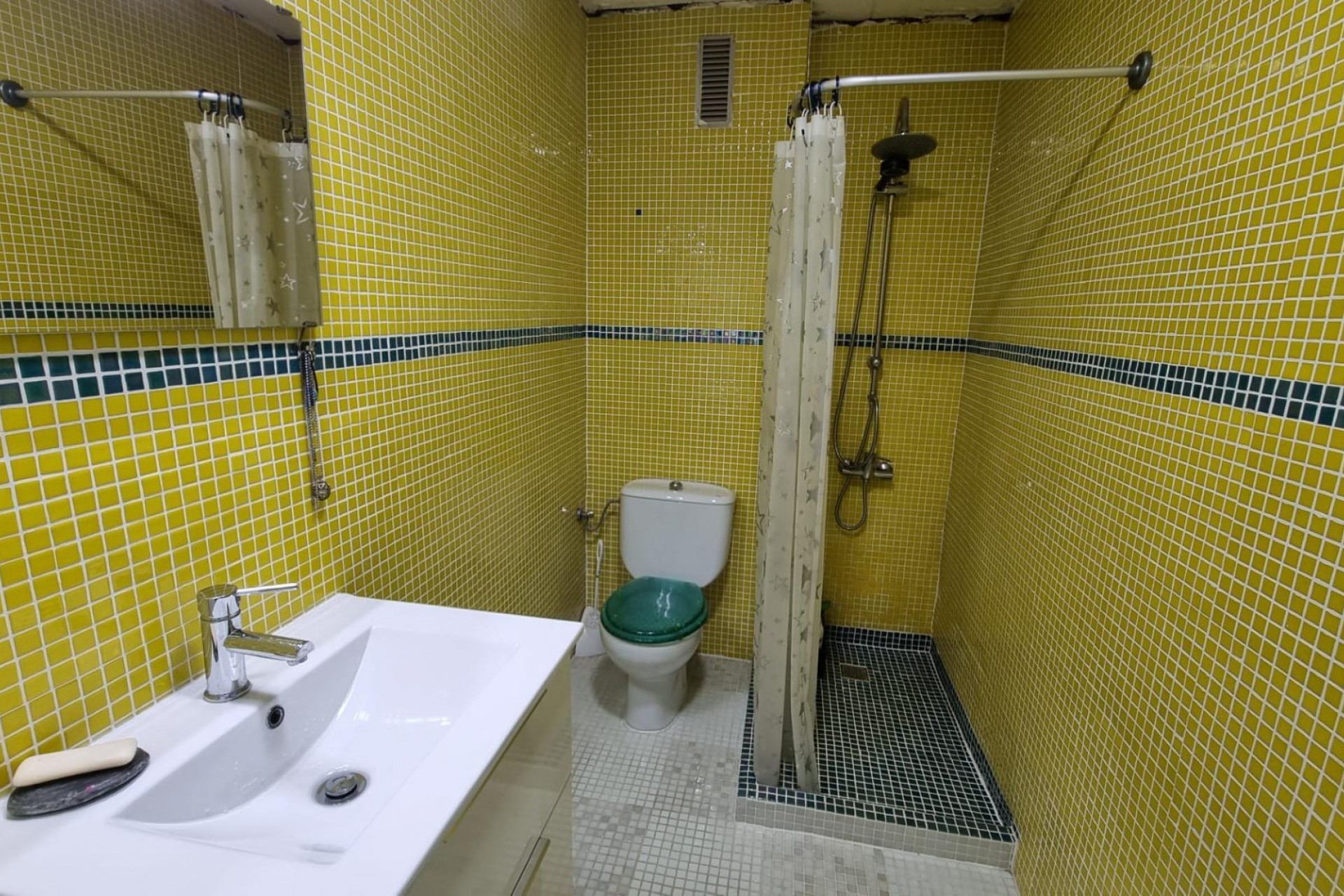 Återförsäljning - Apartment -
Torrevieja - Habaneras