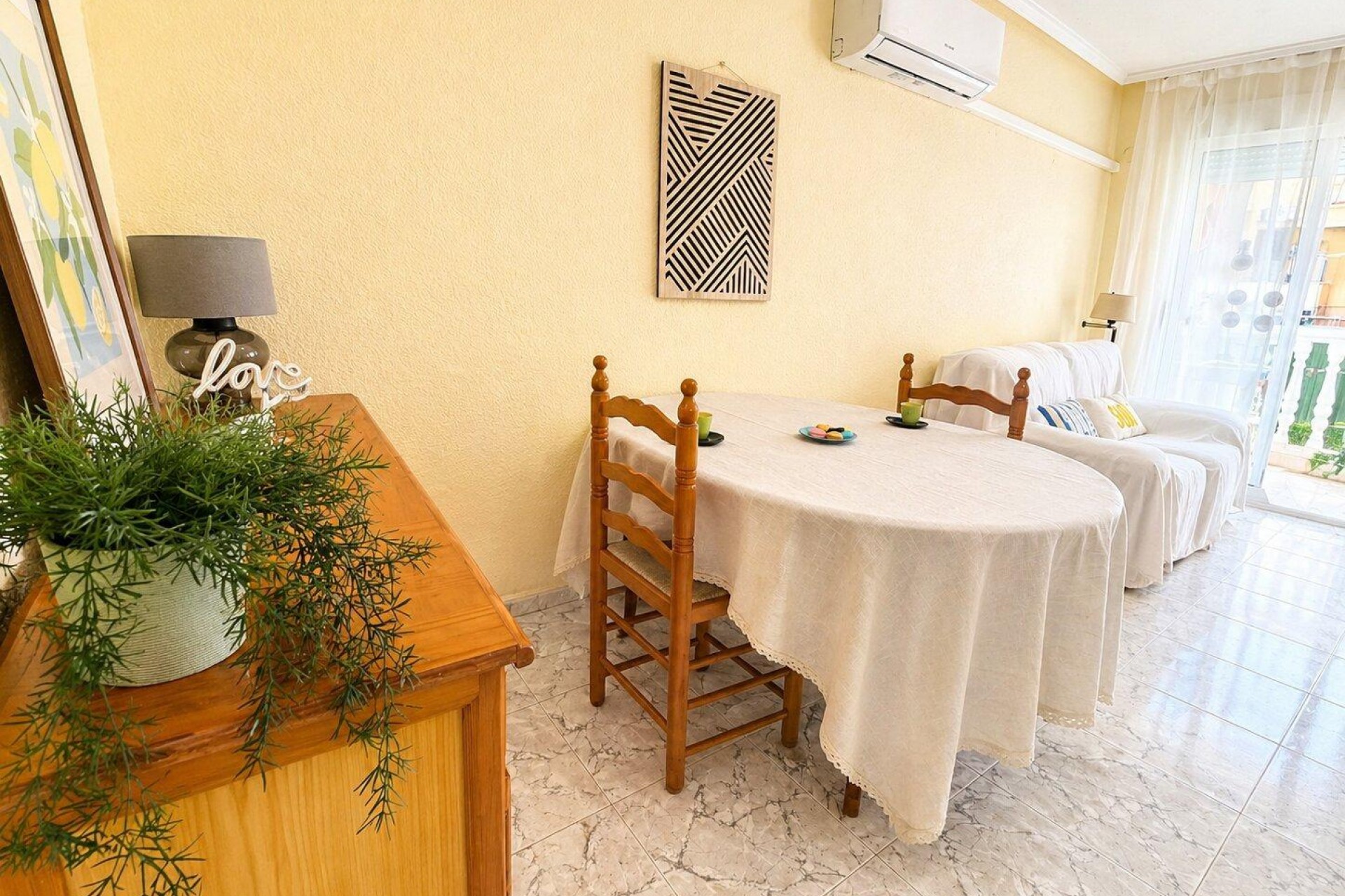 Återförsäljning - Apartment -
Torrevieja - Habaneras