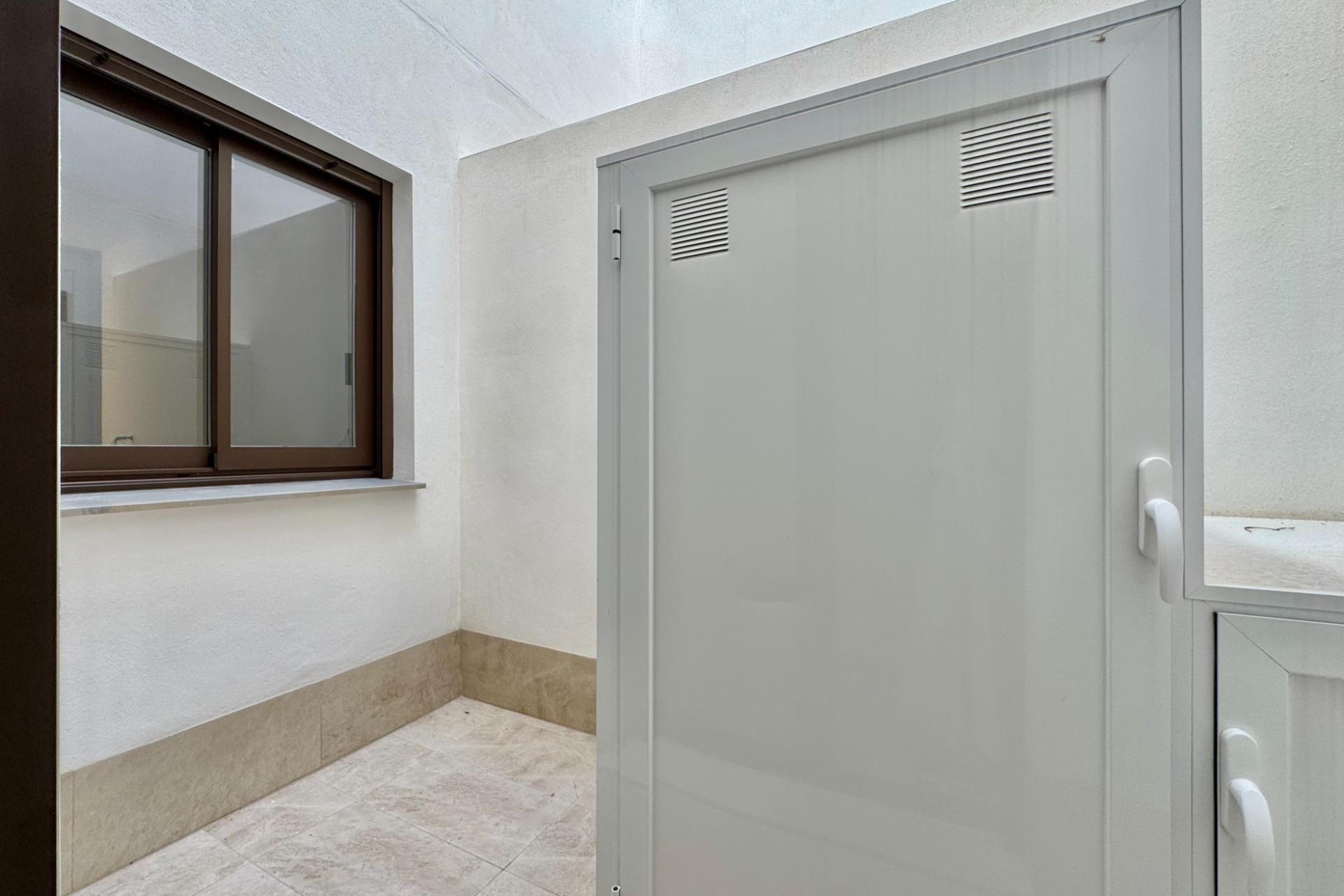 Återförsäljning - Apartment -
Torrevieja - Habaneras