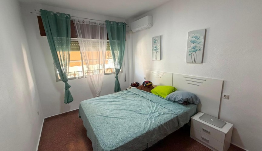 Återförsäljning - Apartment -
Torrevieja - Habaneras