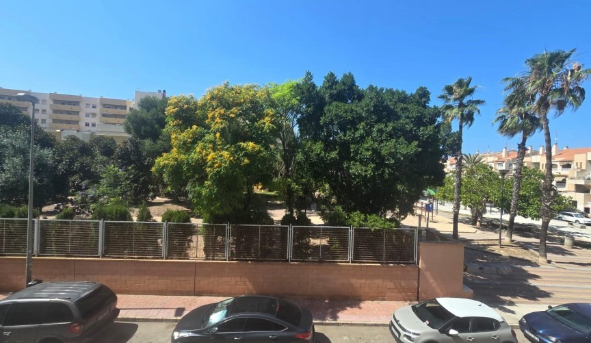 Återförsäljning - Apartment -
Torrevieja - Habaneras