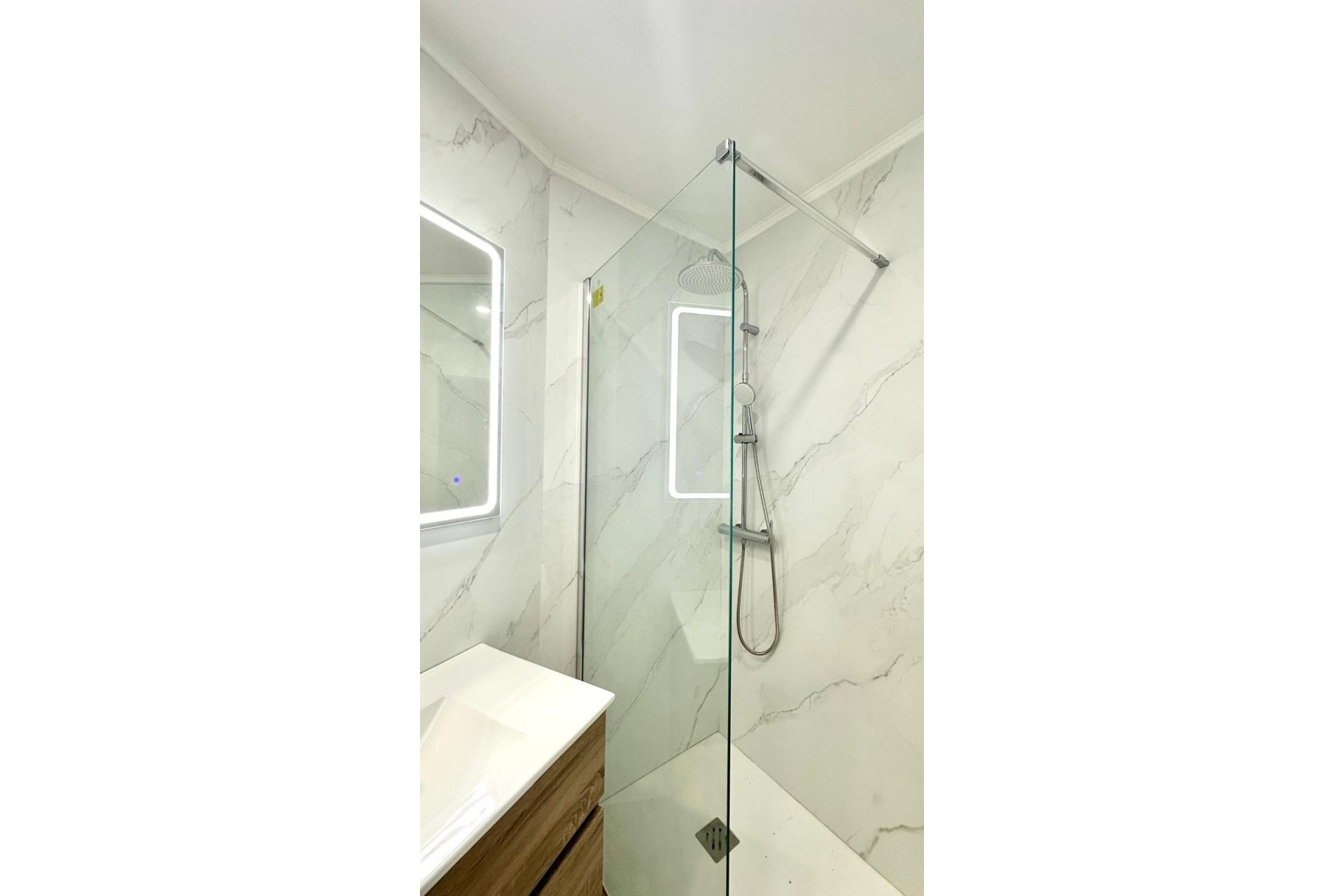 Återförsäljning - Apartment -
Torrevieja - La Mata Pueblo