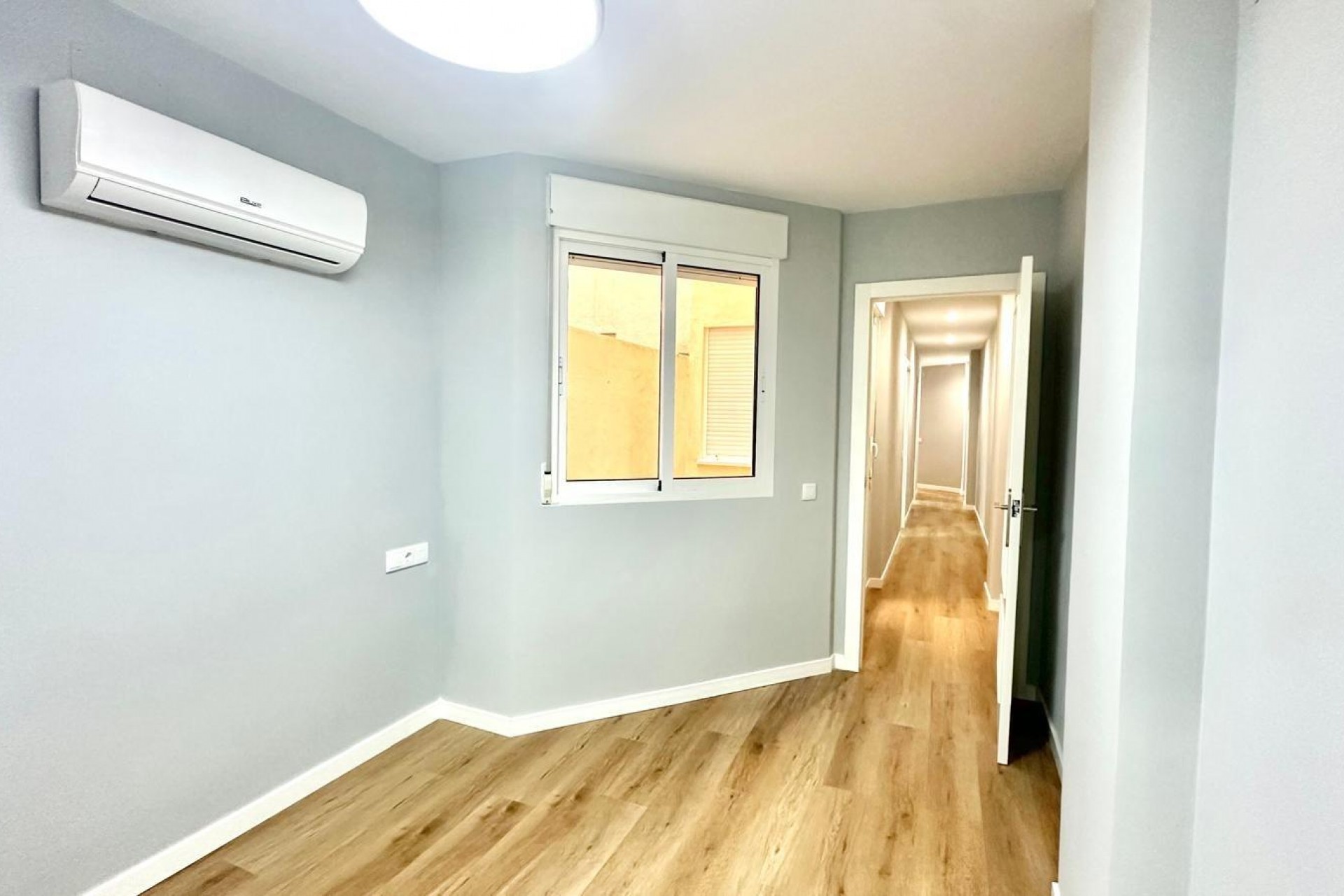 Återförsäljning - Apartment -
Torrevieja - La Mata Pueblo