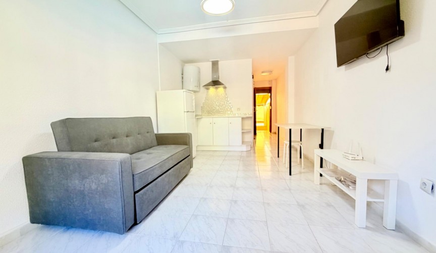 Återförsäljning - Apartment -
Torrevieja - La Mata Pueblo