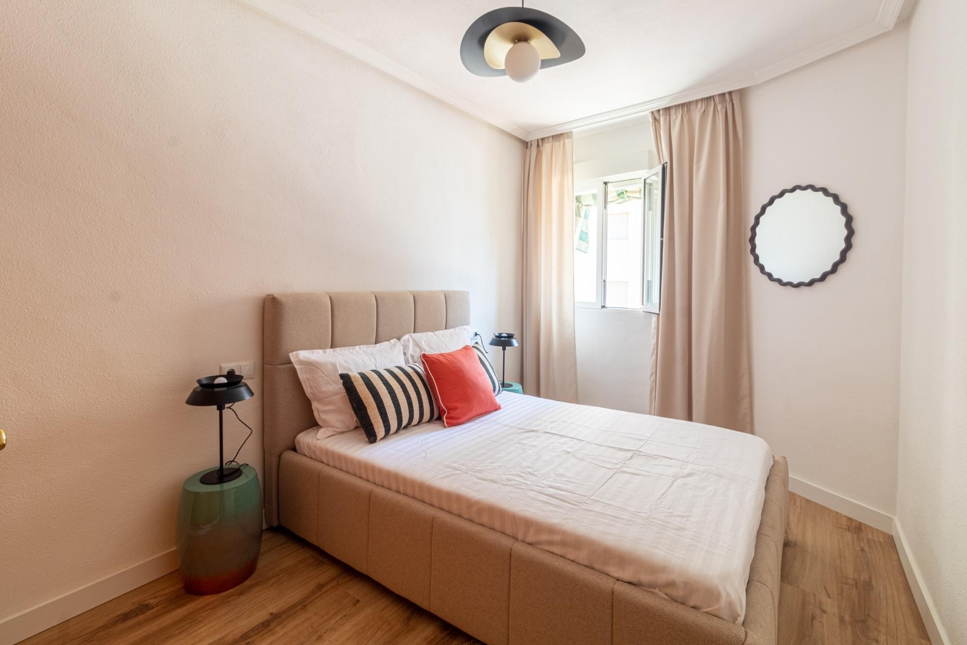 Återförsäljning - Apartment -
Torrevieja - La Mata Pueblo