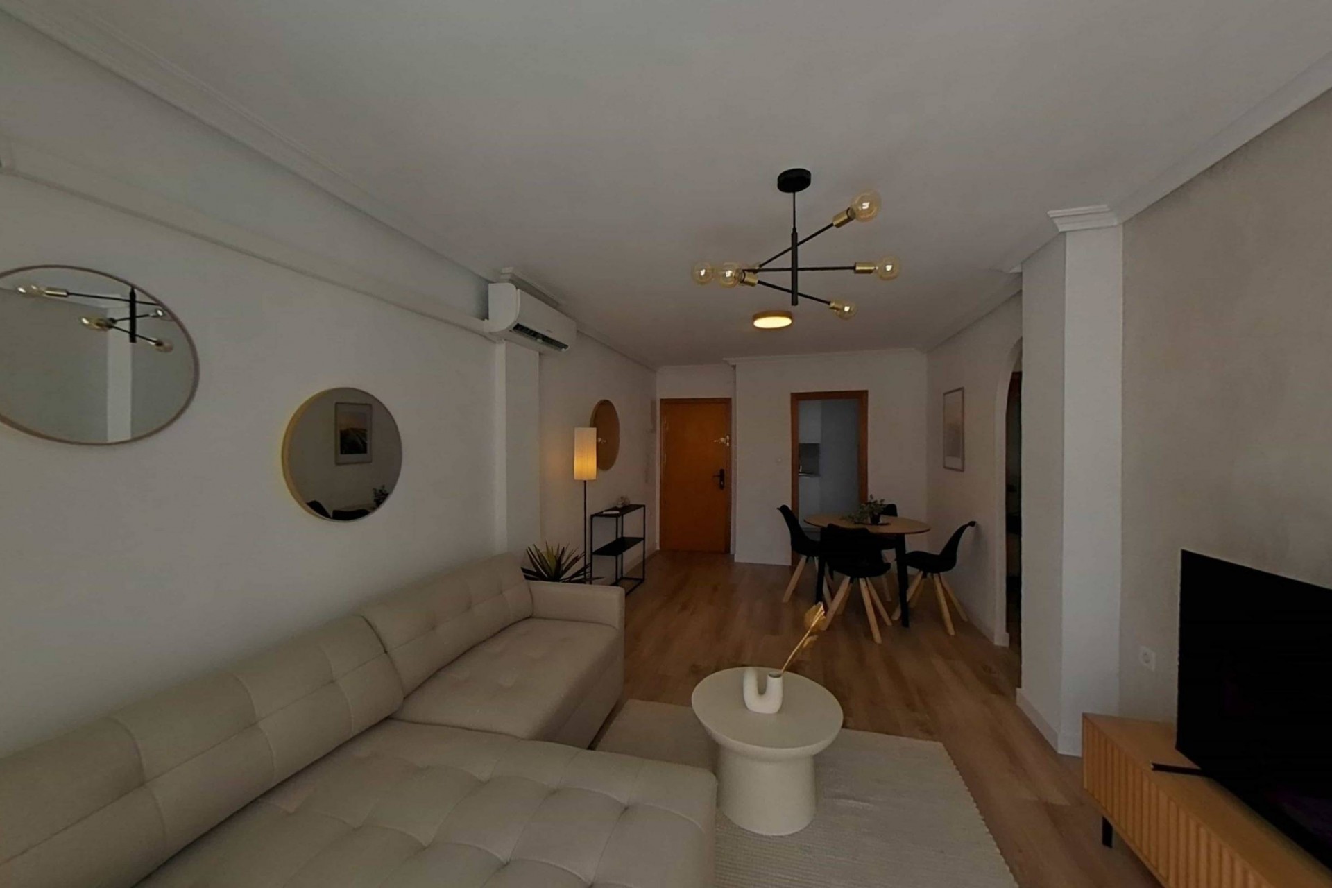 Återförsäljning - Apartment -
Torrevieja - La Mata Pueblo