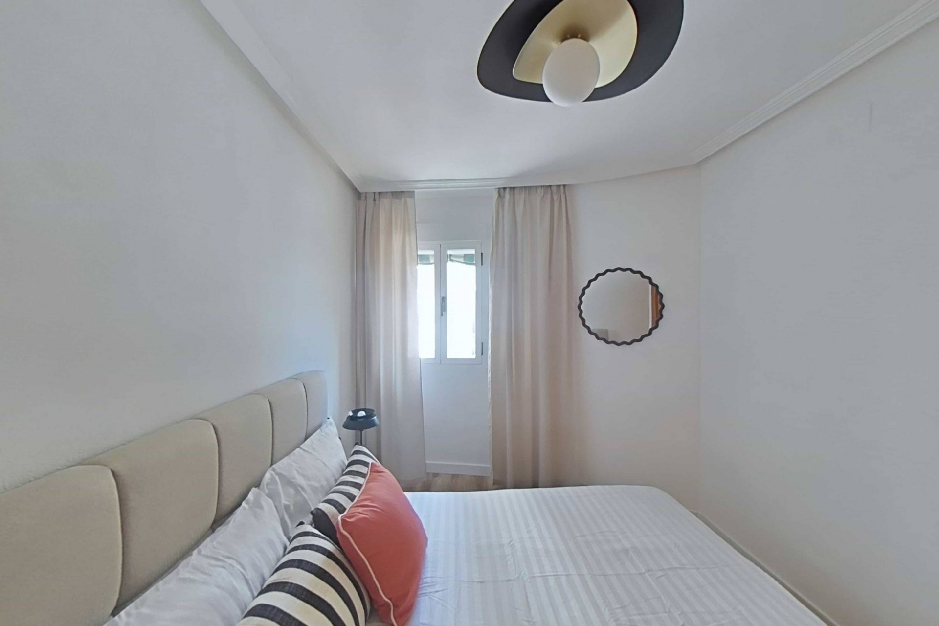 Återförsäljning - Apartment -
Torrevieja - La Mata Pueblo