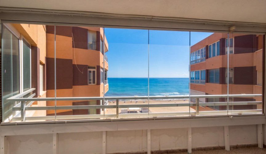 Återförsäljning - Apartment -
Torrevieja - La Mata Pueblo