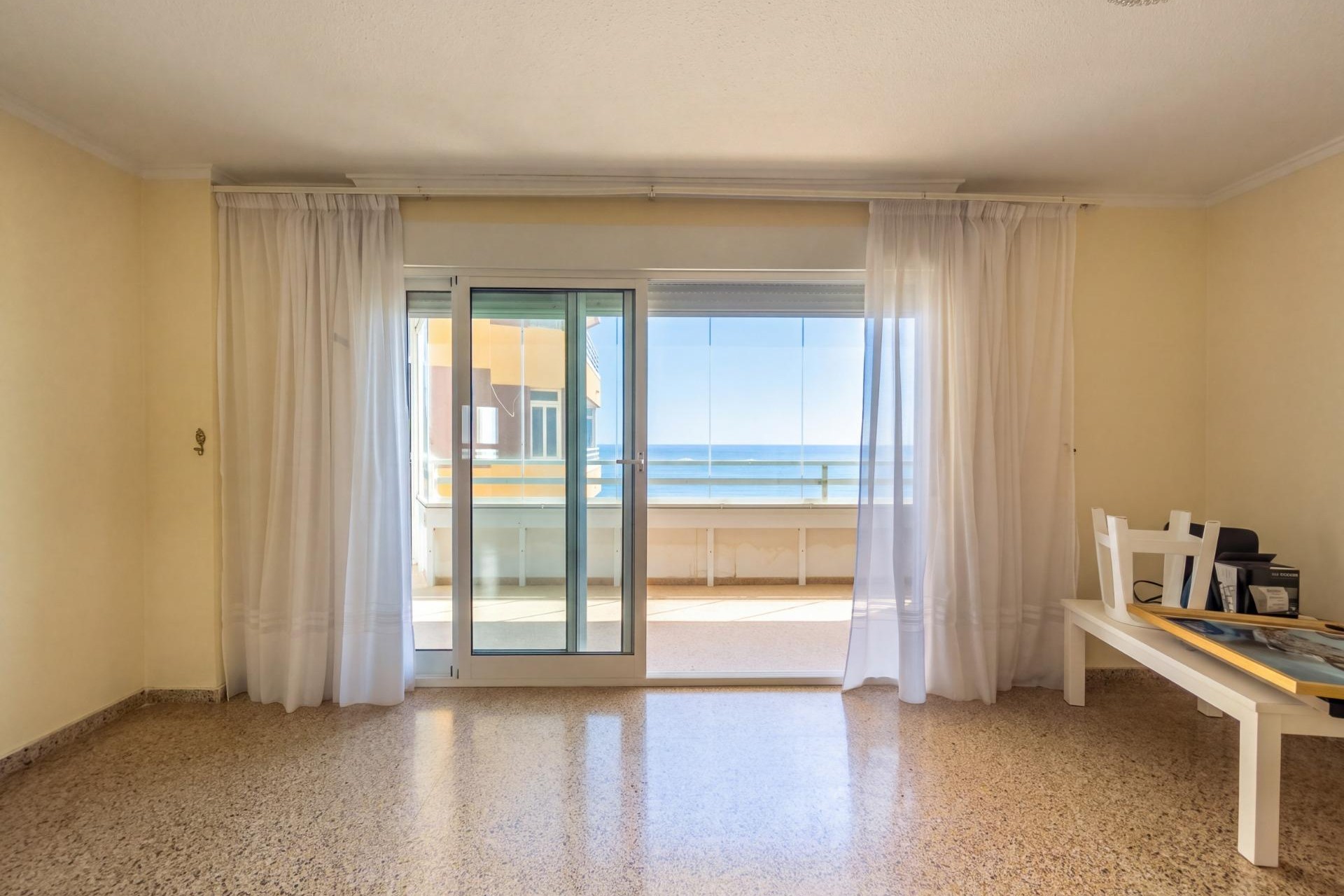 Återförsäljning - Apartment -
Torrevieja - La Mata Pueblo