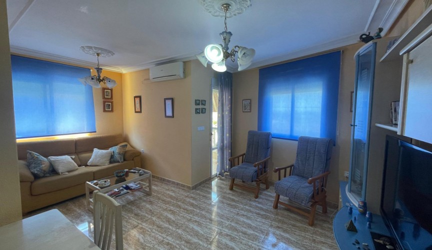 Återförsäljning - Apartment -
Torrevieja - La Mata