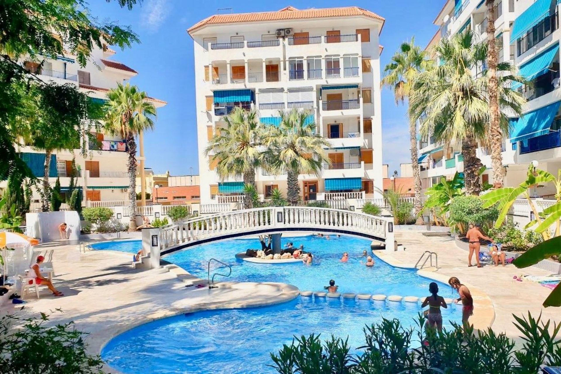 Återförsäljning - Apartment -
Torrevieja - La Mata