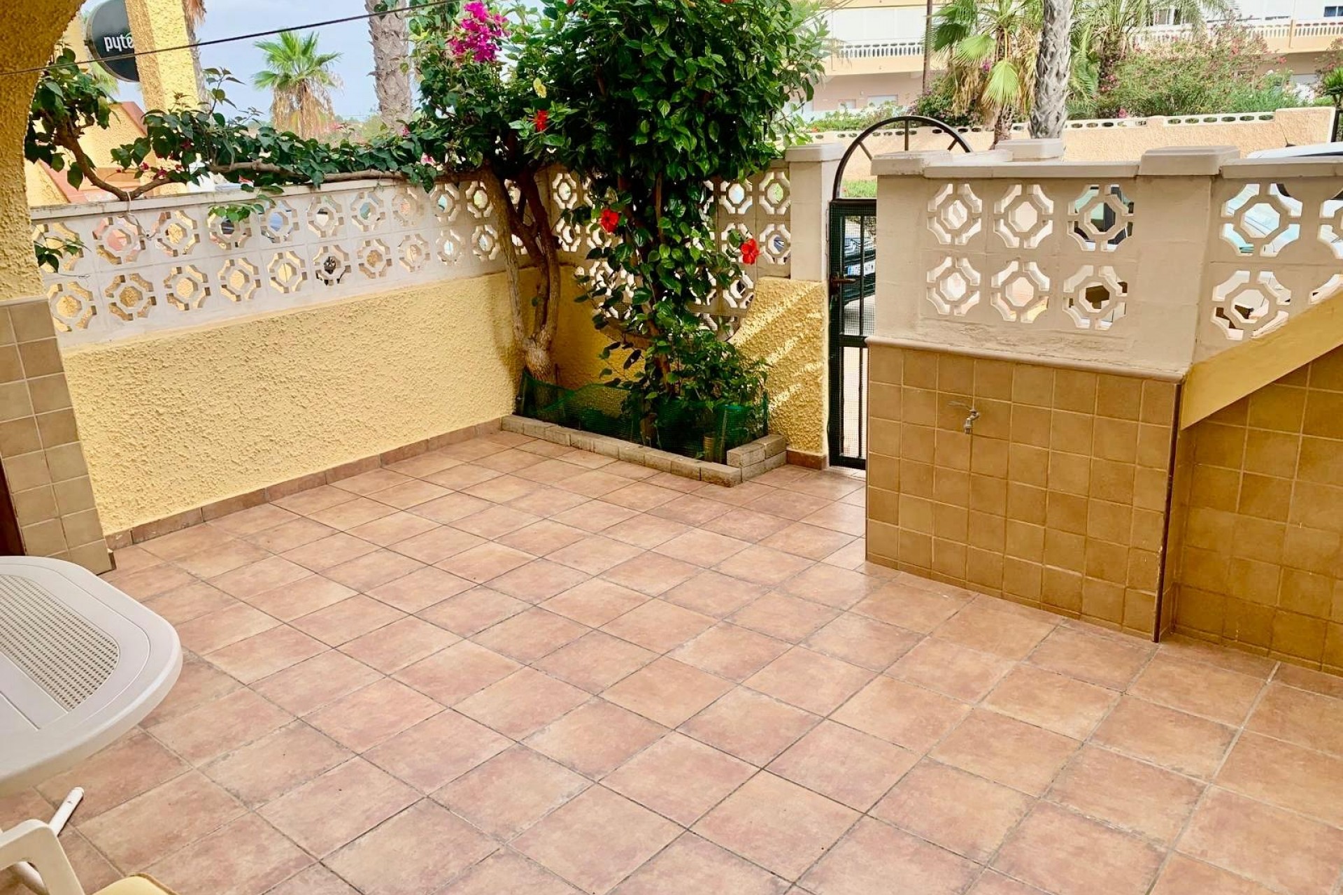 Återförsäljning - Apartment -
Torrevieja - La Mata