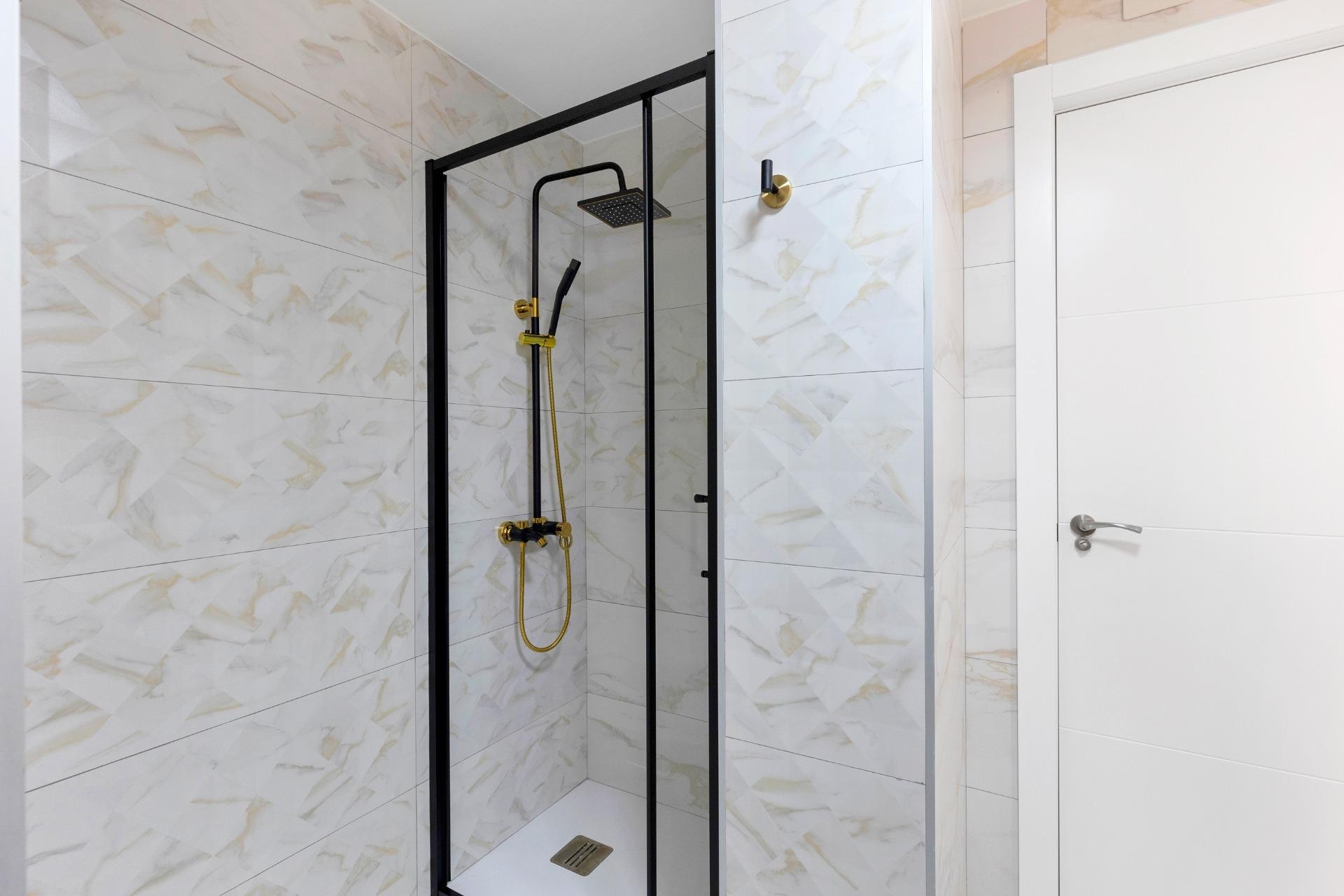 Återförsäljning - Apartment -
Torrevieja - La Mata