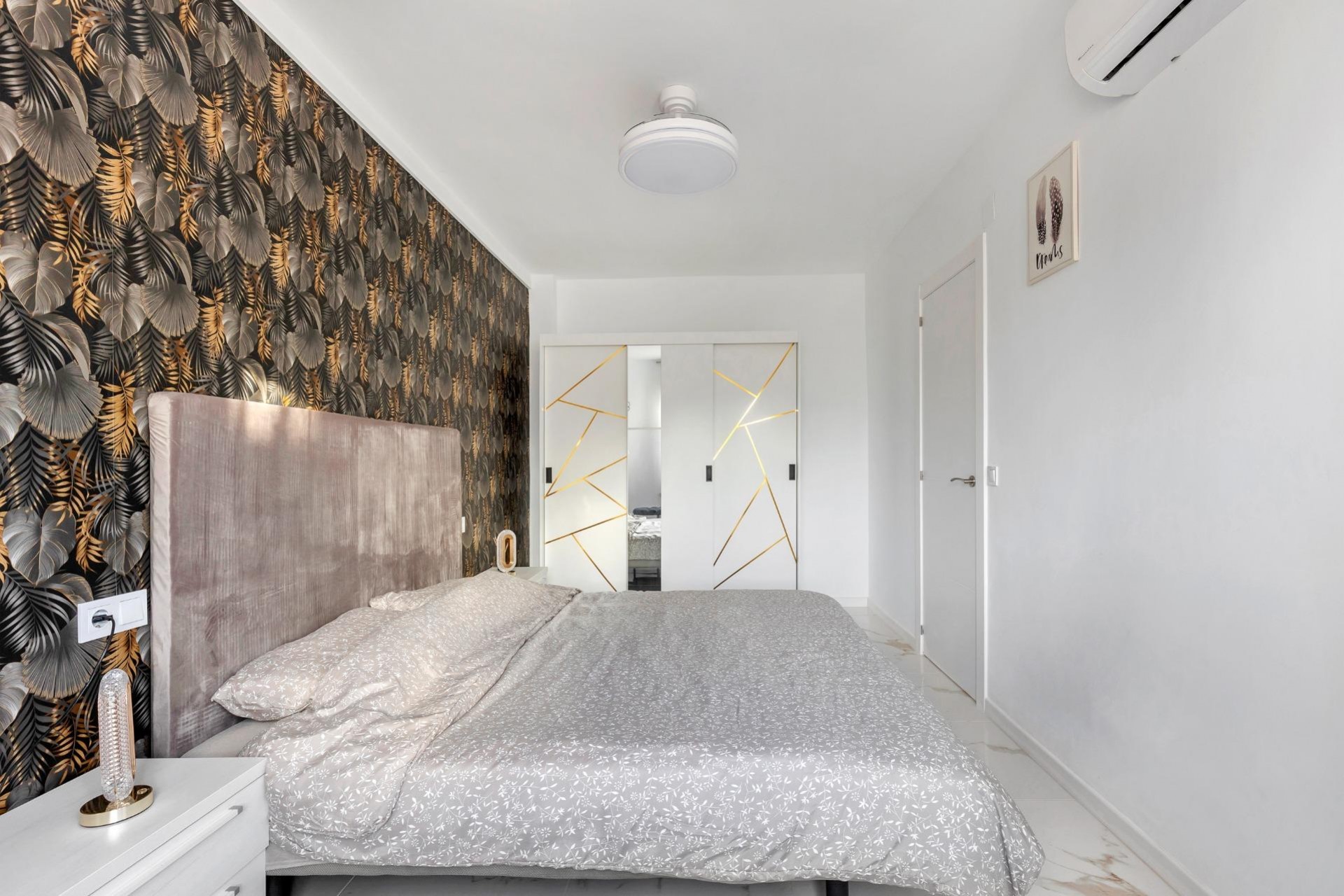 Återförsäljning - Apartment -
Torrevieja - La Mata