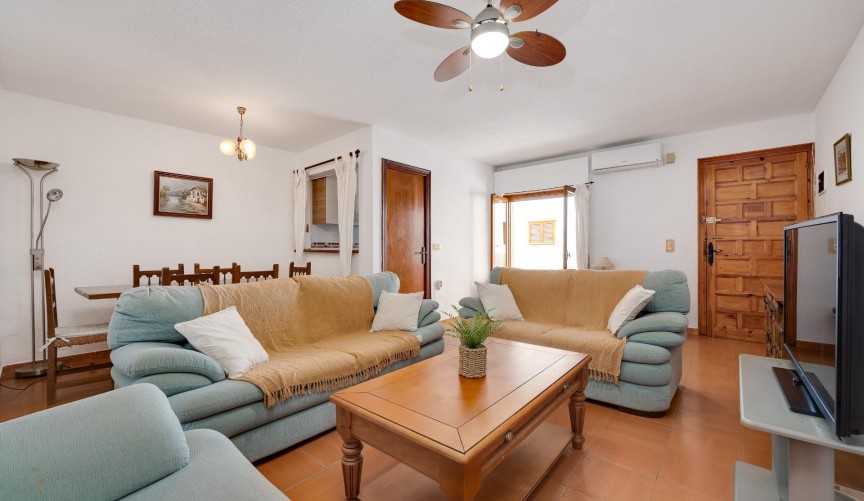Återförsäljning - Apartment -
Torrevieja - La Mata