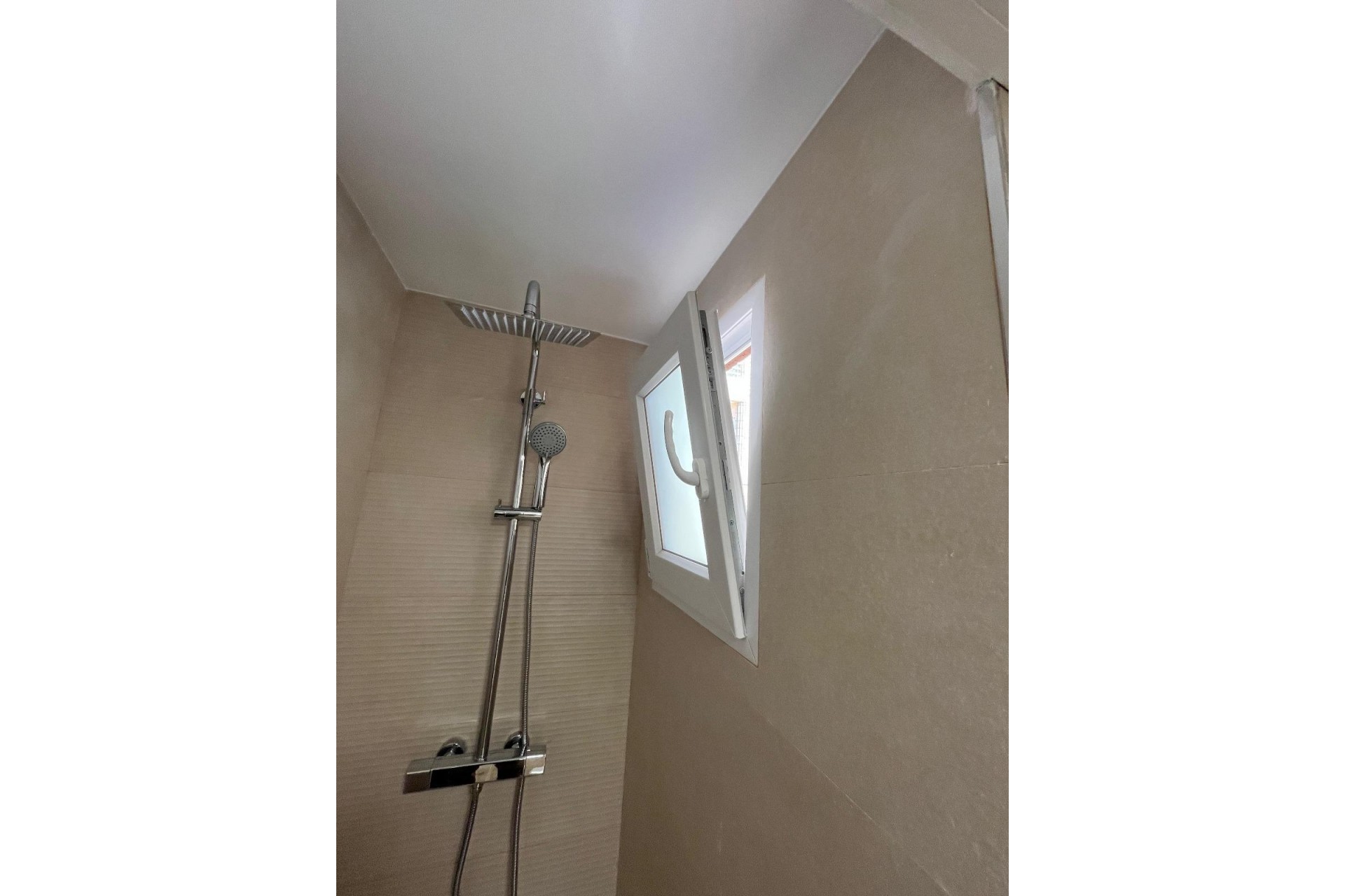 Återförsäljning - Apartment -
Torrevieja - La Mata