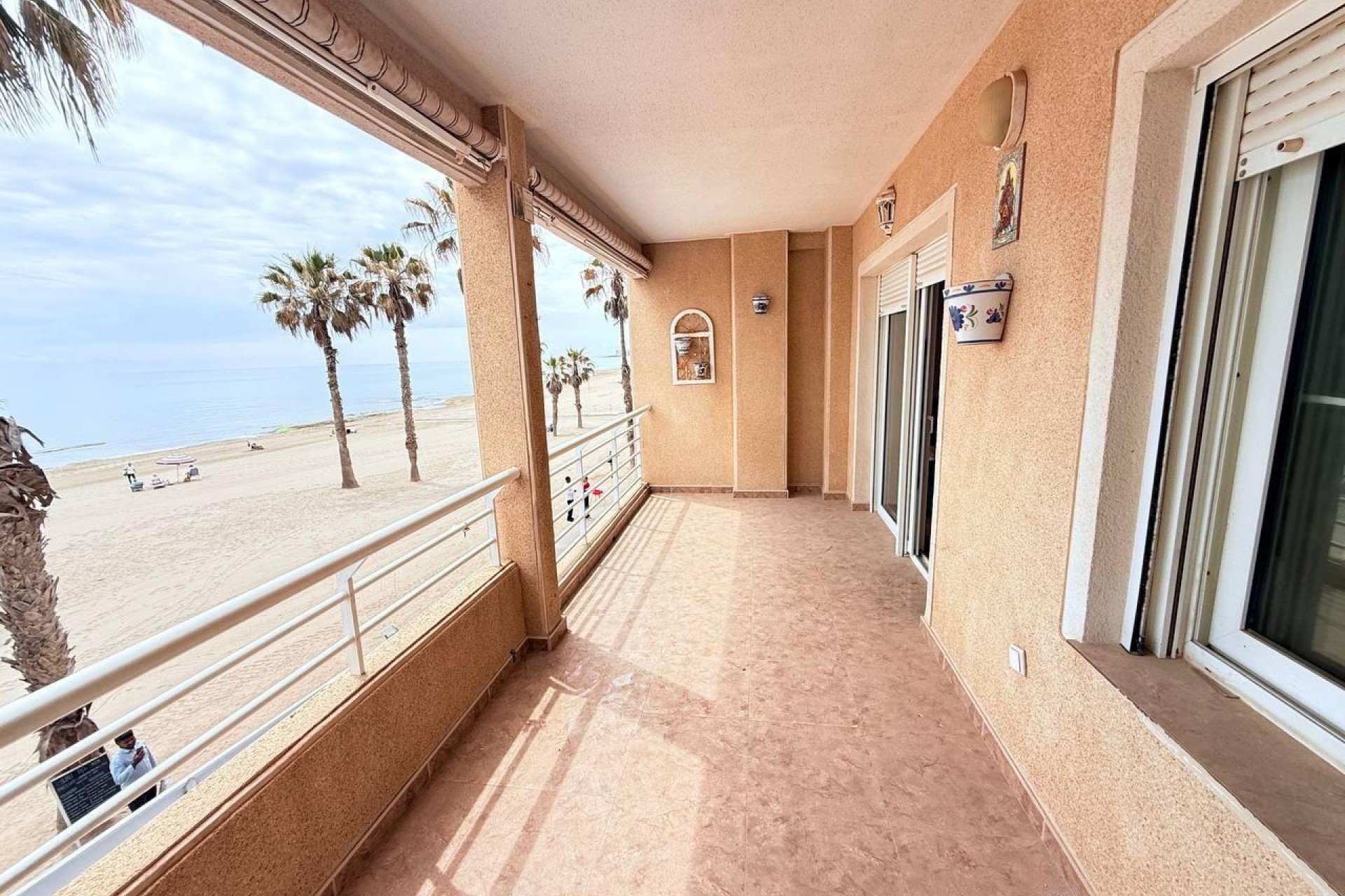 Återförsäljning - Apartment -
Torrevieja - La Mata