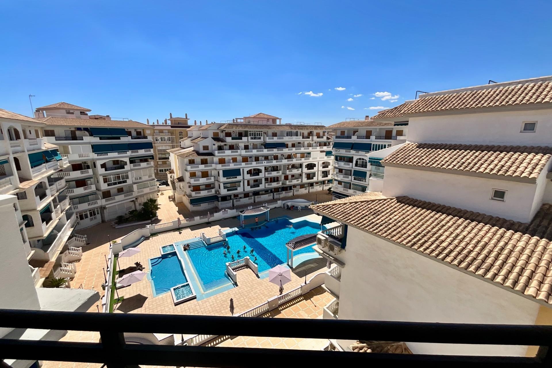 Återförsäljning - Apartment -
Torrevieja - La Mata