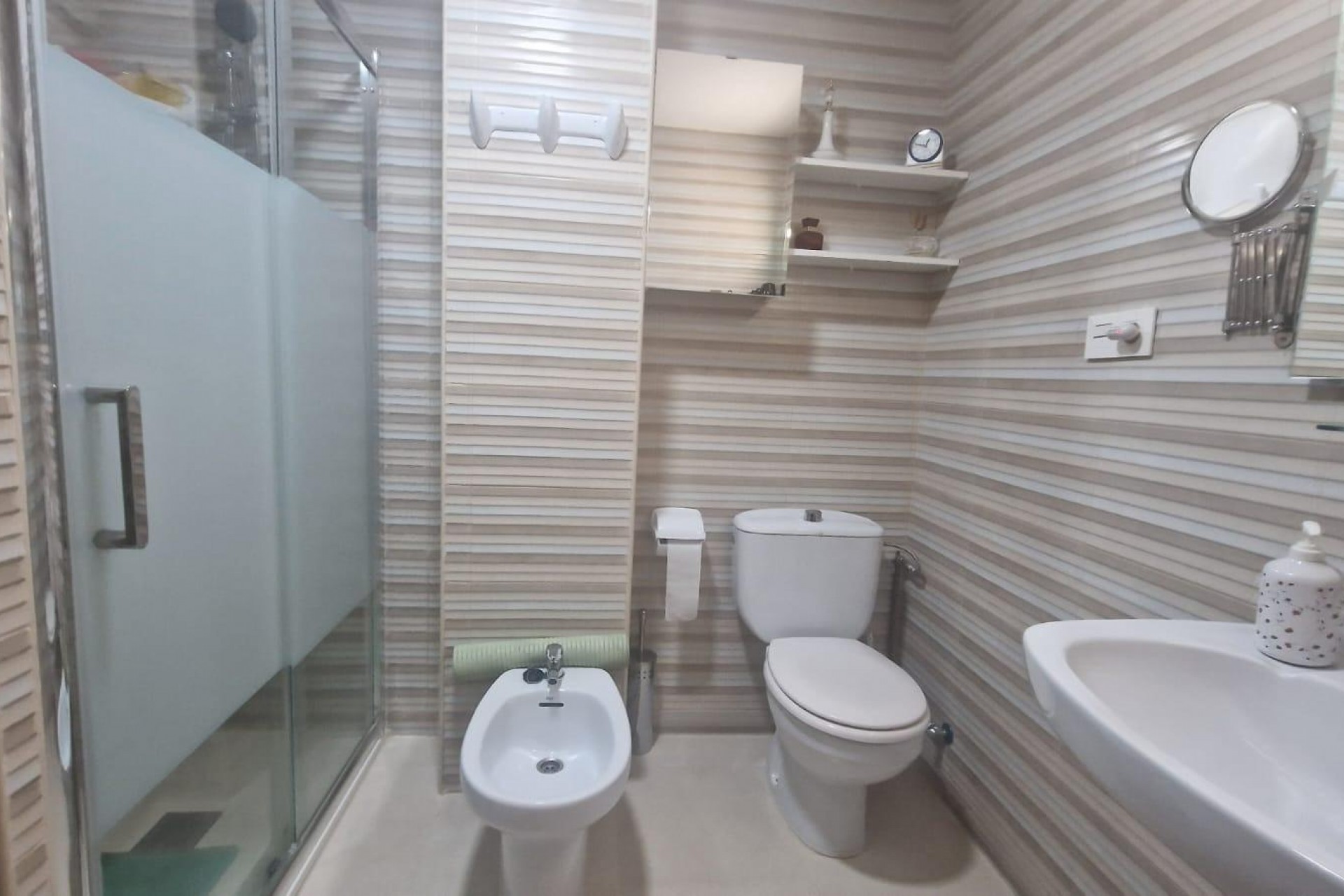 Återförsäljning - Apartment -
Torrevieja - La Veleta