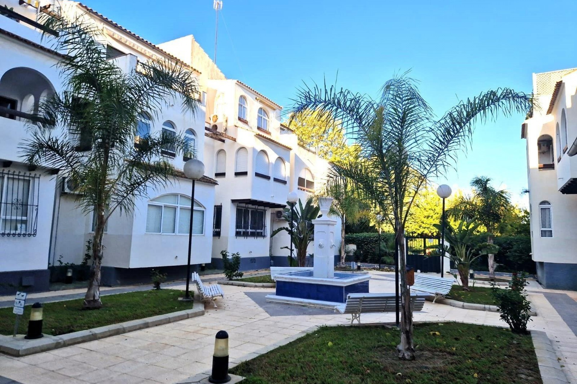 Återförsäljning - Apartment -
Torrevieja - La Veleta