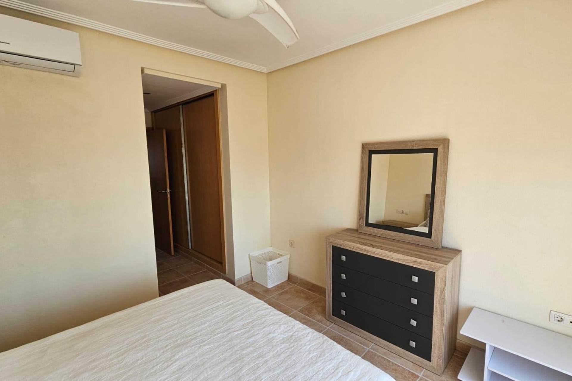 Återförsäljning - Apartment -
Torrevieja - La Veleta