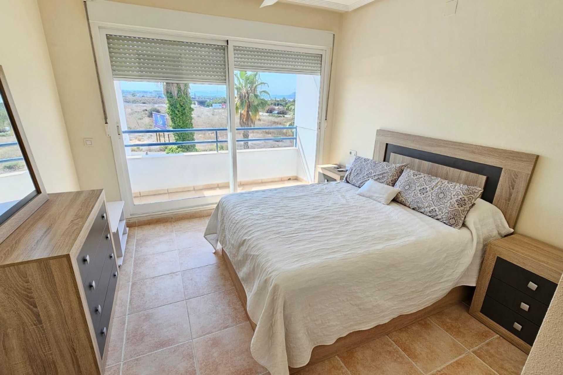 Återförsäljning - Apartment -
Torrevieja - La Veleta