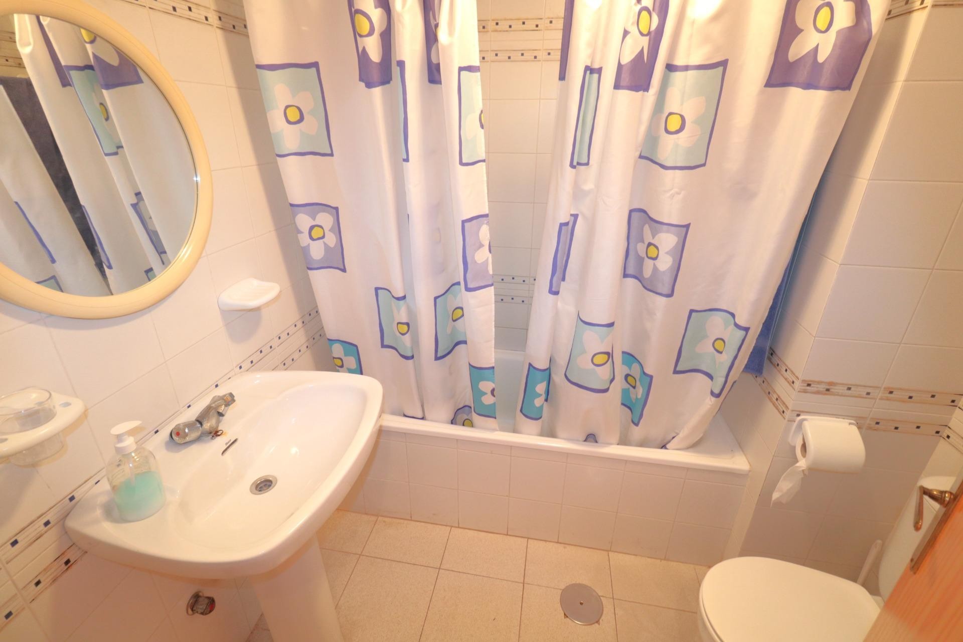 Återförsäljning - Apartment -
Torrevieja - La Veleta