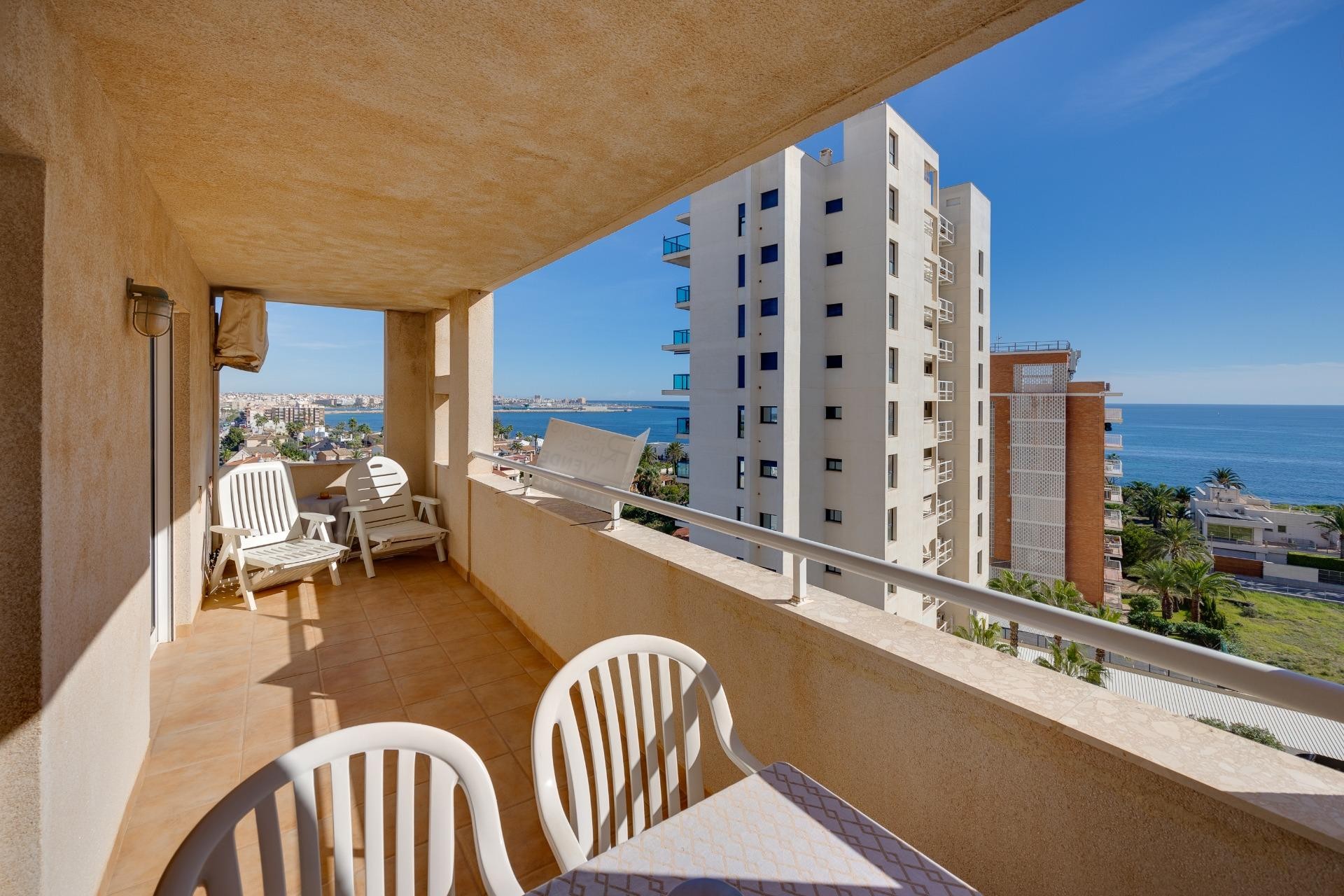 Återförsäljning - Apartment -
Torrevieja - La Veleta