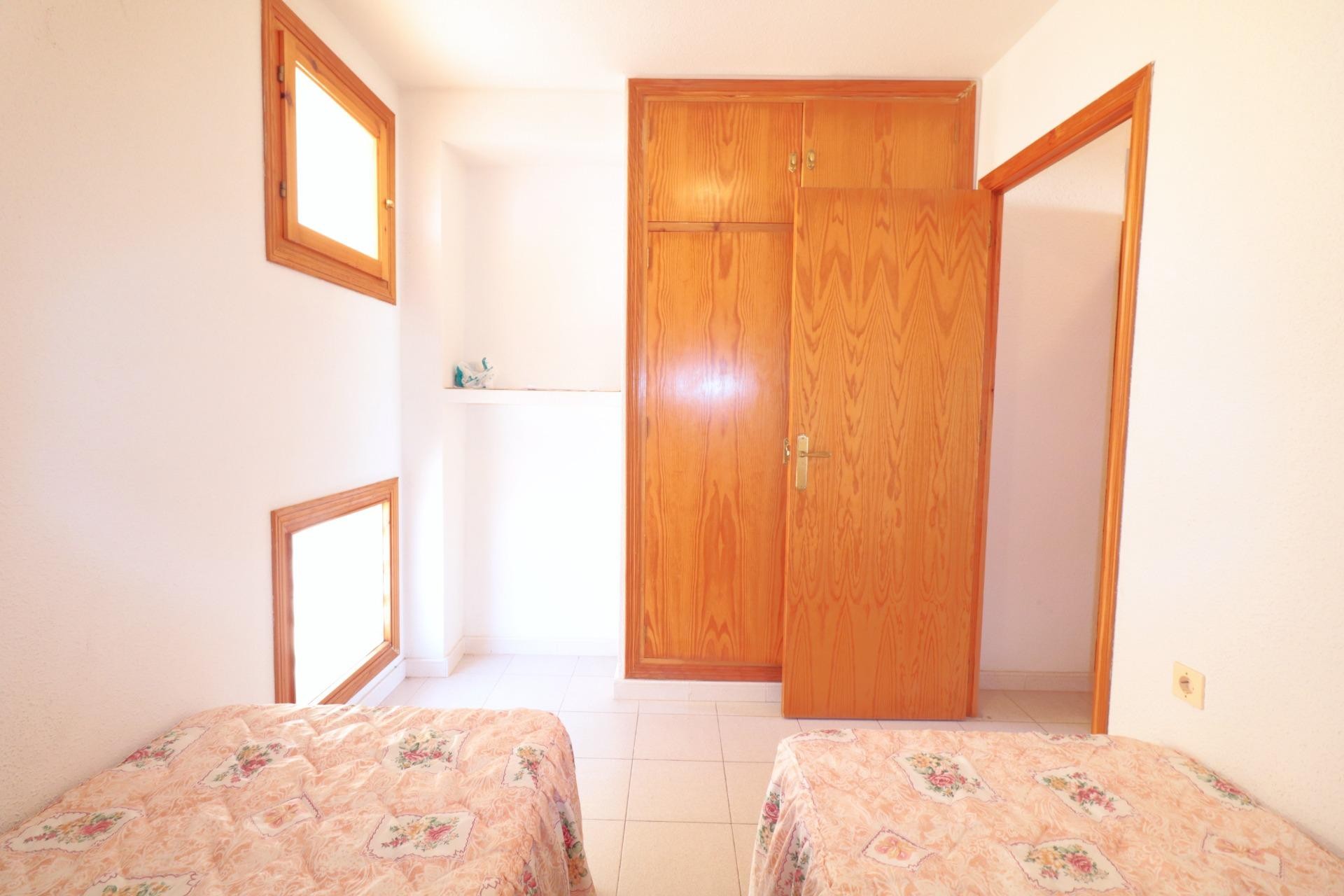 Återförsäljning - Apartment -
Torrevieja - La Veleta