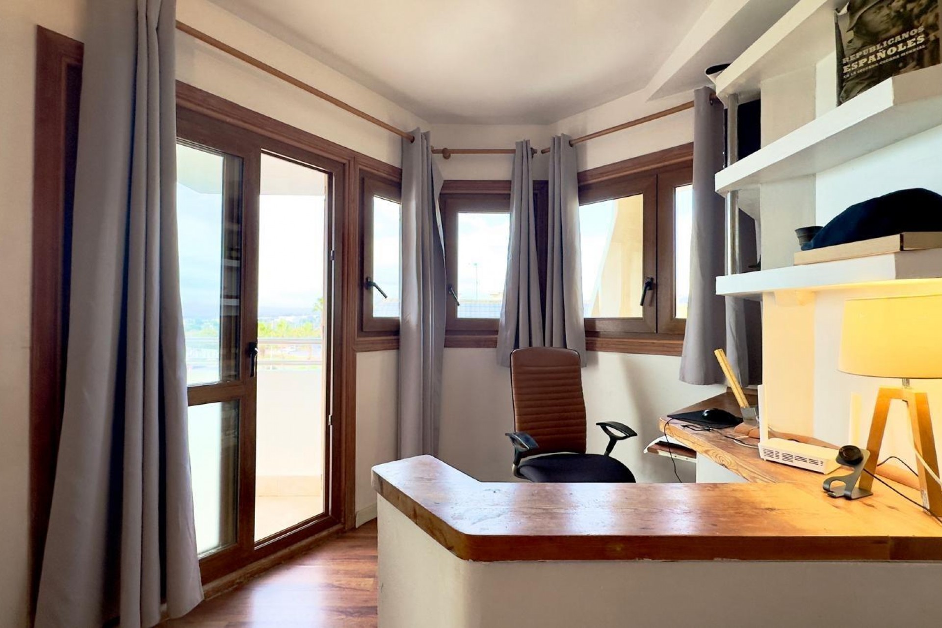 Återförsäljning - Apartment -
Torrevieja - La Veleta