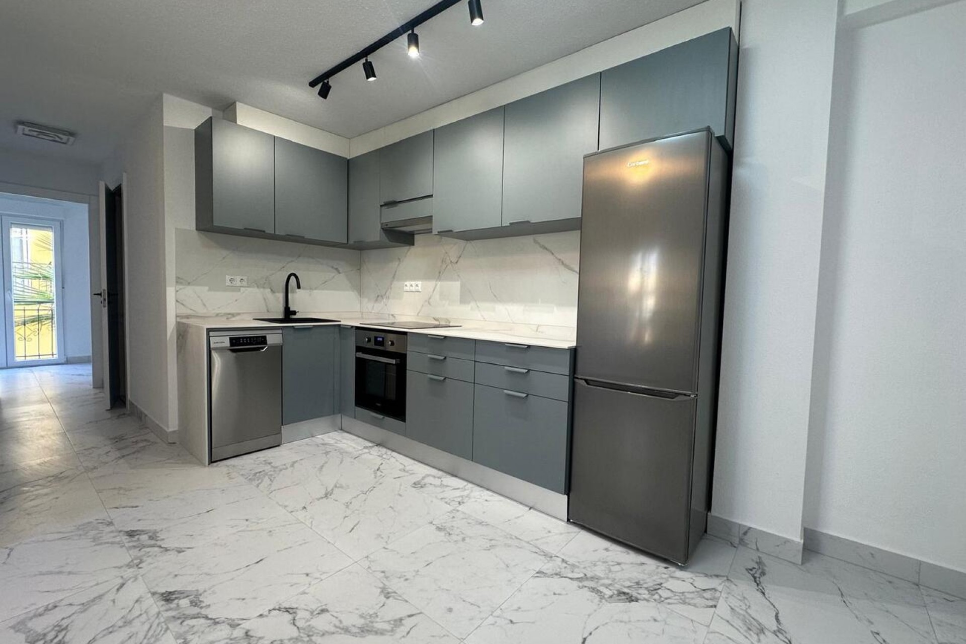 Återförsäljning - Apartment -
Torrevieja - La Veleta