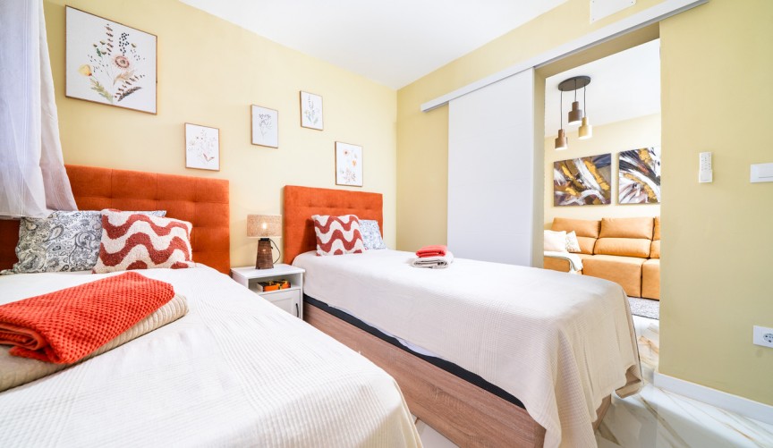 Återförsäljning - Apartment -
Torrevieja - La Veleta