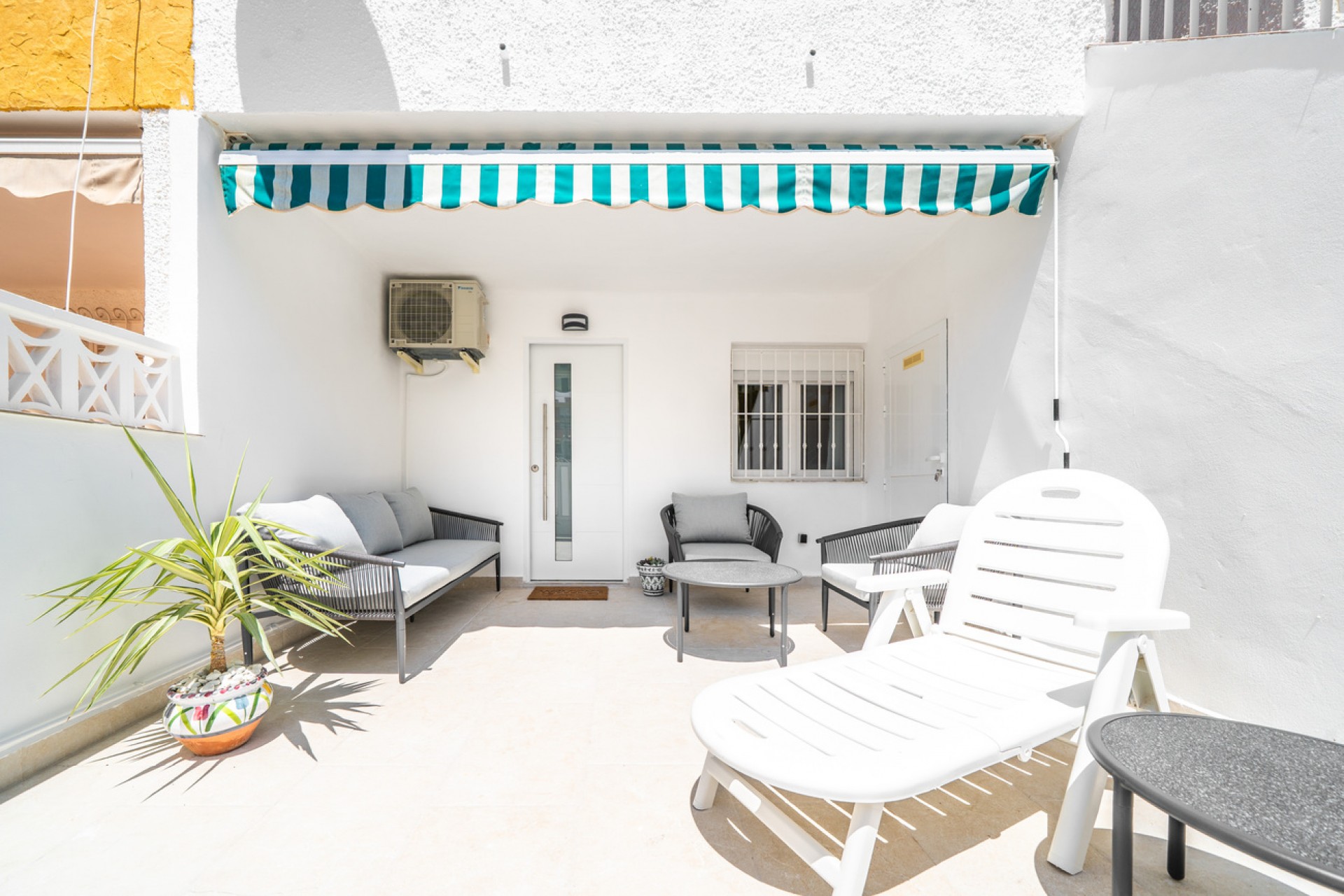 Återförsäljning - Apartment -
Torrevieja - La Veleta