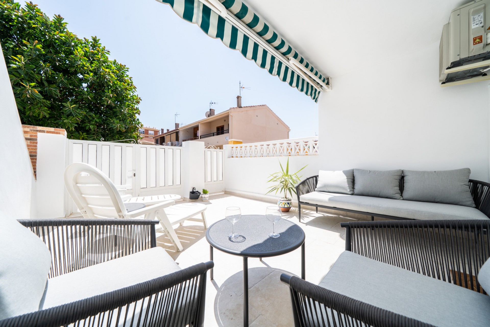 Återförsäljning - Apartment -
Torrevieja - La Veleta