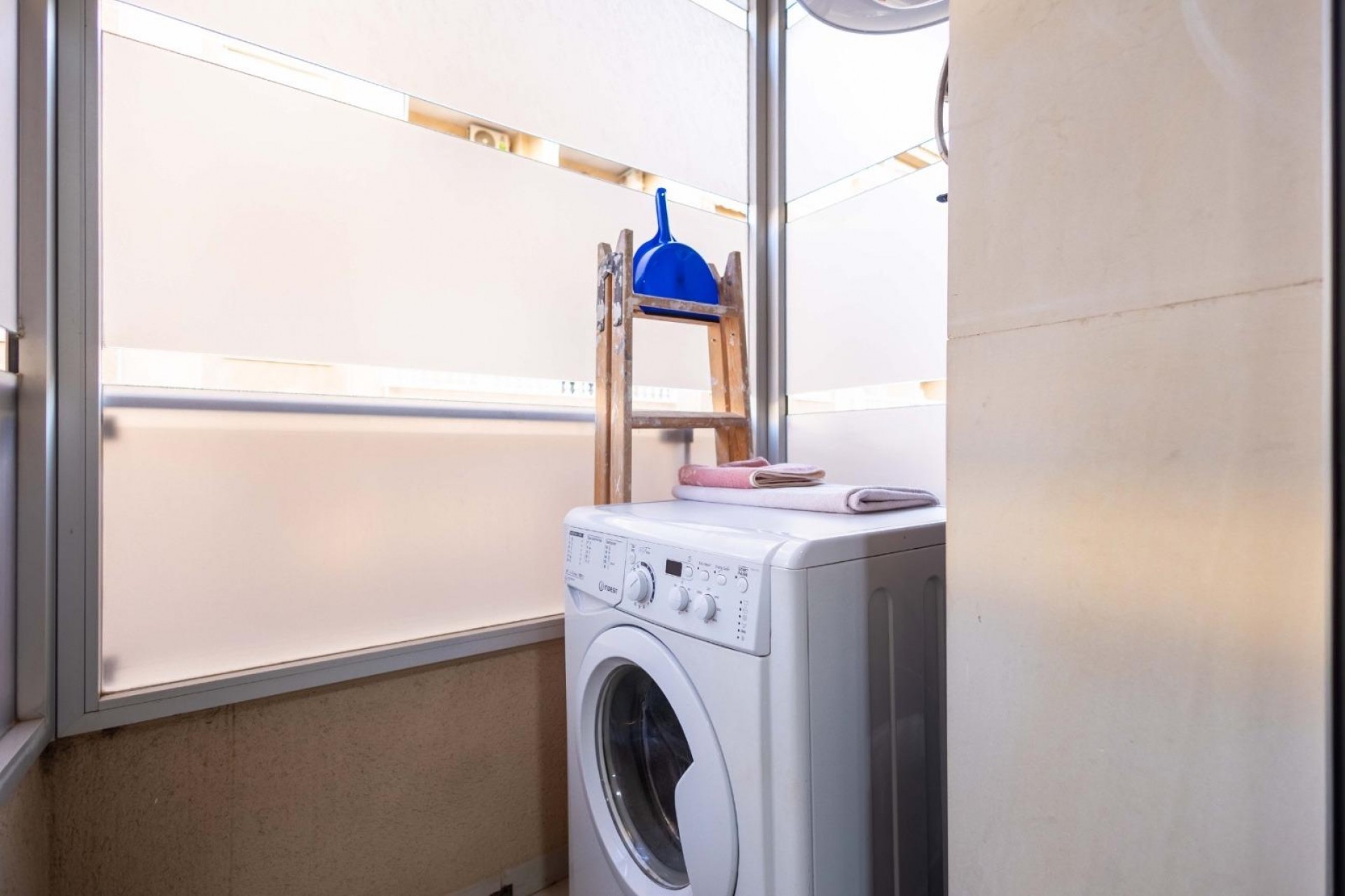 Återförsäljning - Apartment -
Torrevieja - Las Calas