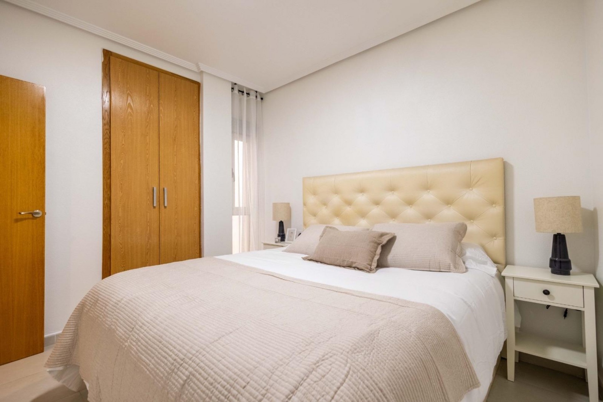 Återförsäljning - Apartment -
Torrevieja - Las Calas