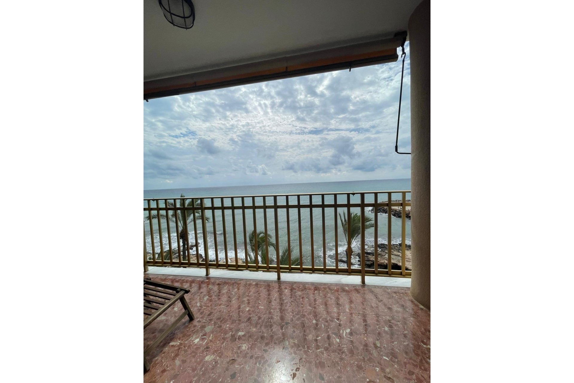 Återförsäljning - Apartment -
Torrevieja - Las Piscinas Naturales