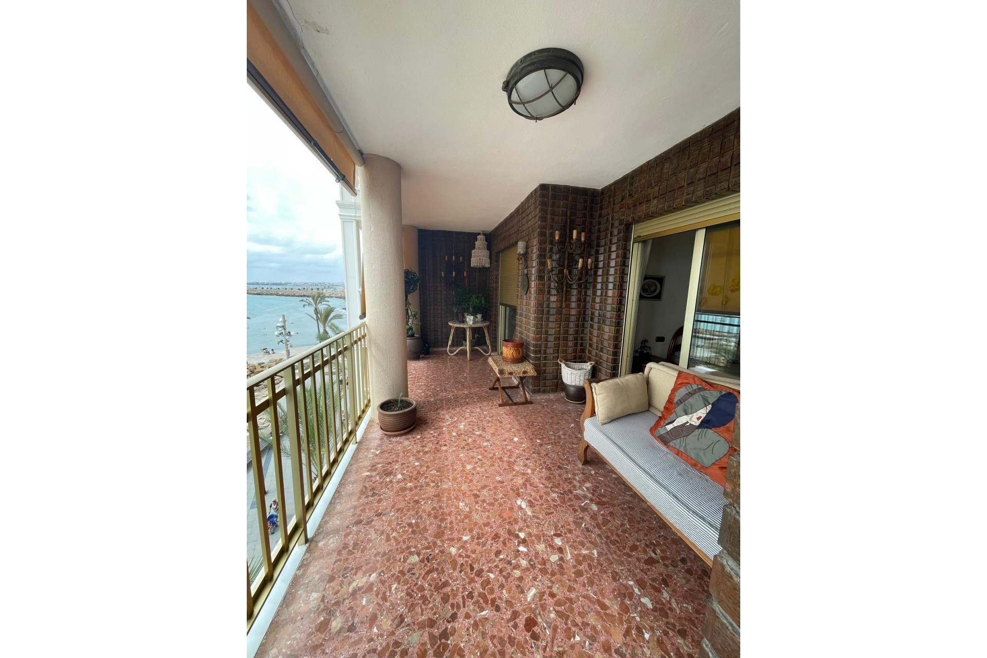 Återförsäljning - Apartment -
Torrevieja - Las Piscinas Naturales