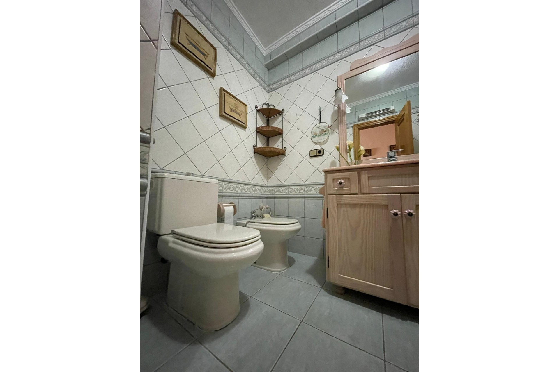 Återförsäljning - Apartment -
Torrevieja - Las Piscinas Naturales