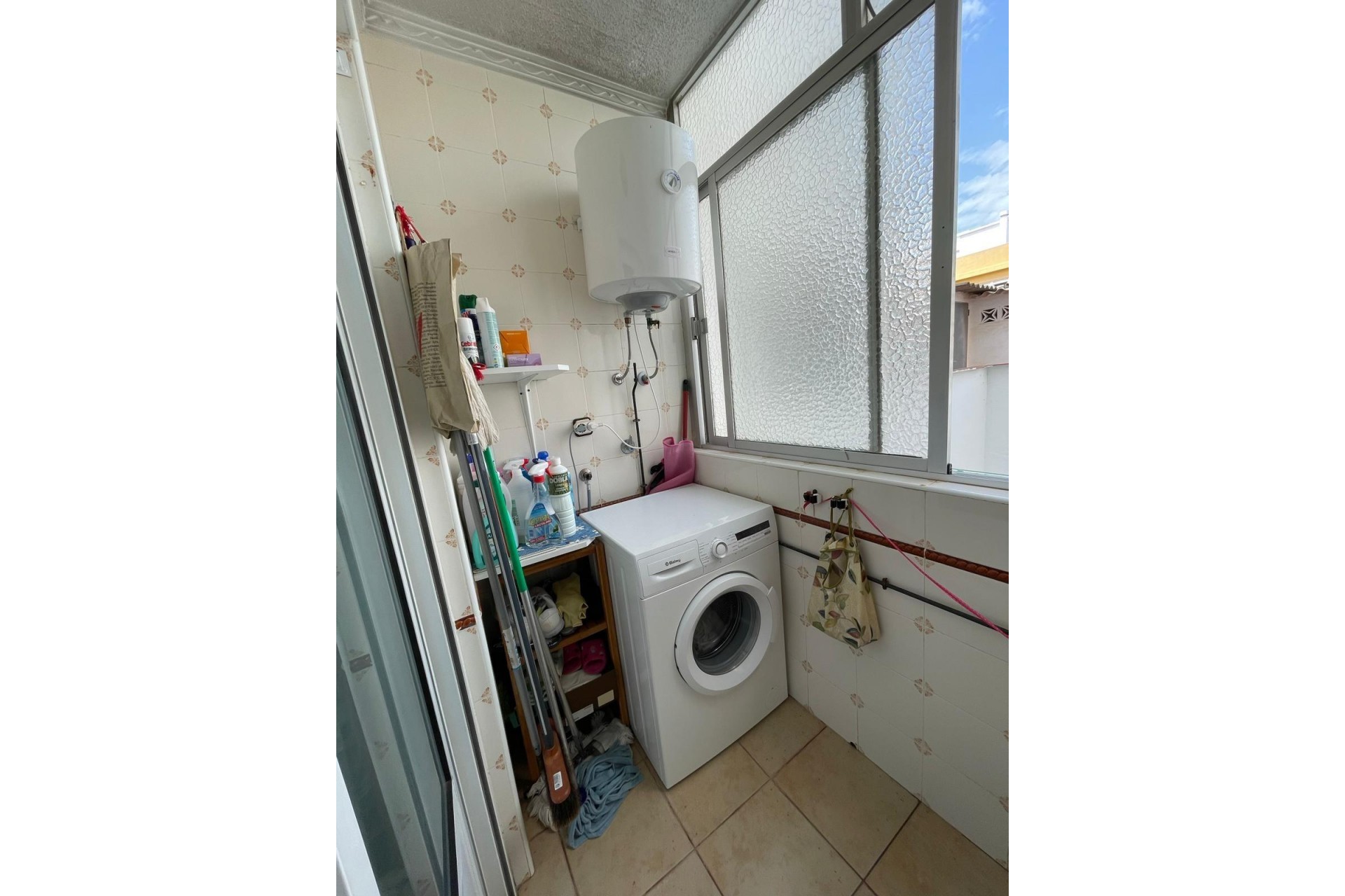 Återförsäljning - Apartment -
Torrevieja - Las Piscinas Naturales